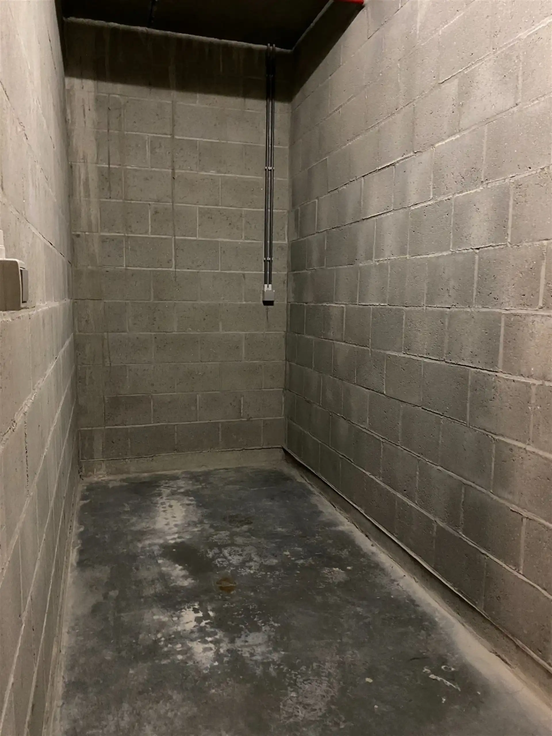 Instapklaar appartement met terras en garage. foto 28