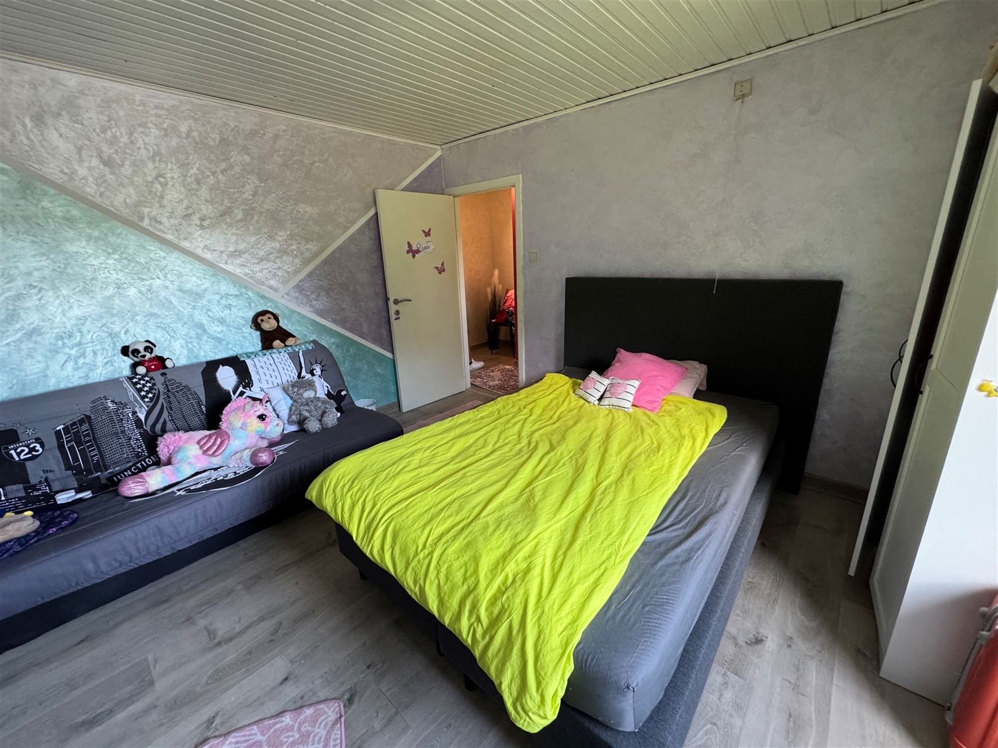 PERFECT ONDERHOUDEN WONING (142M²) MET 3 SLAAPKAMERS, 2 BADKAMERS EN LEUKE TUIN TE BEVERLO foto 17