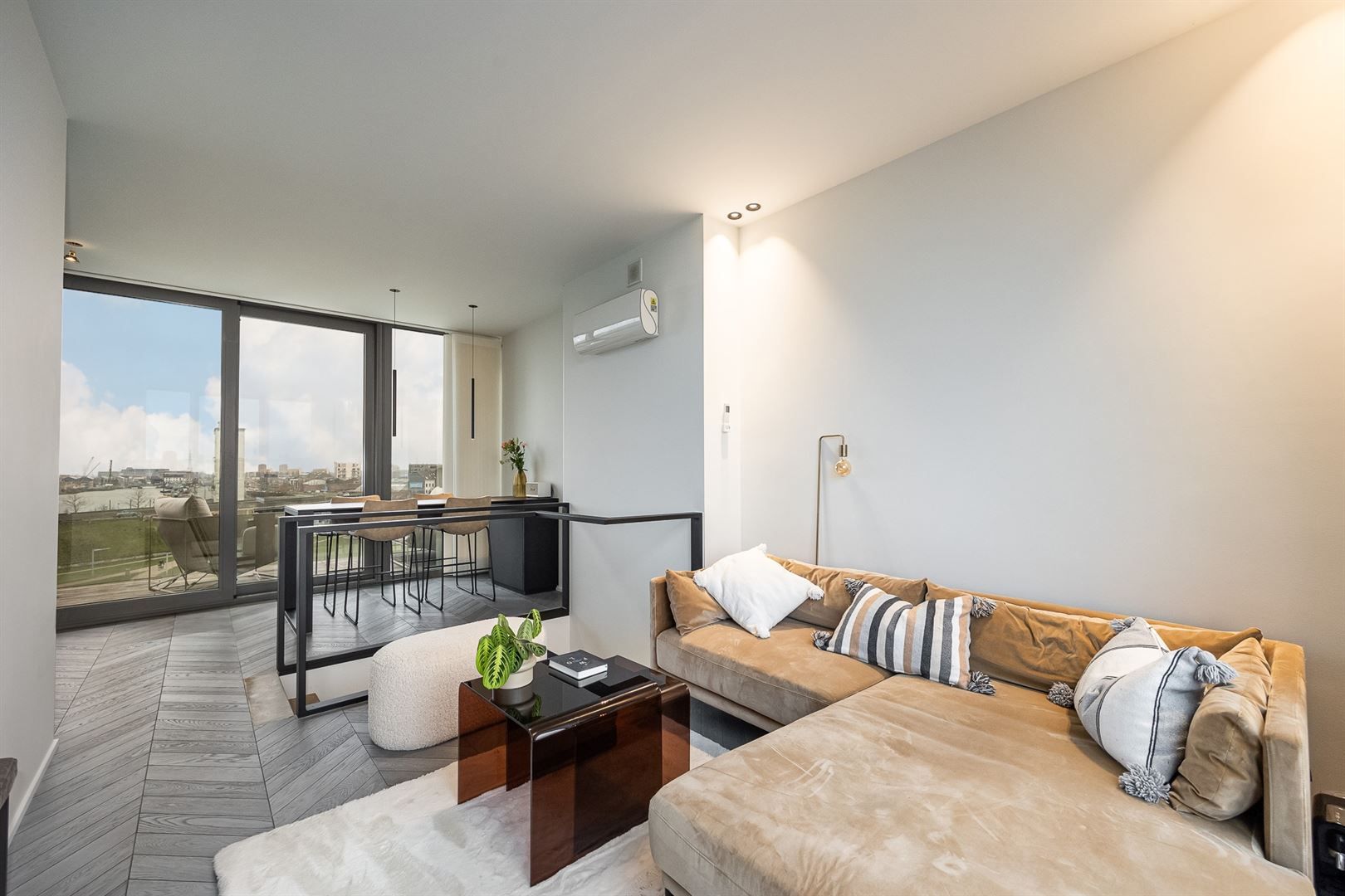 Duplexappartement met bangelijk uitzicht  foto 1