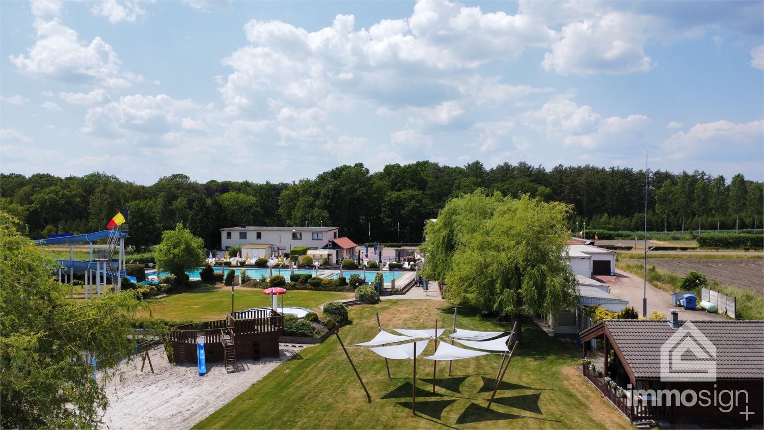 Zéér goed draaiende camping met ruim klantenbestand, zwembad, feestzaal en woning(en)! foto 3