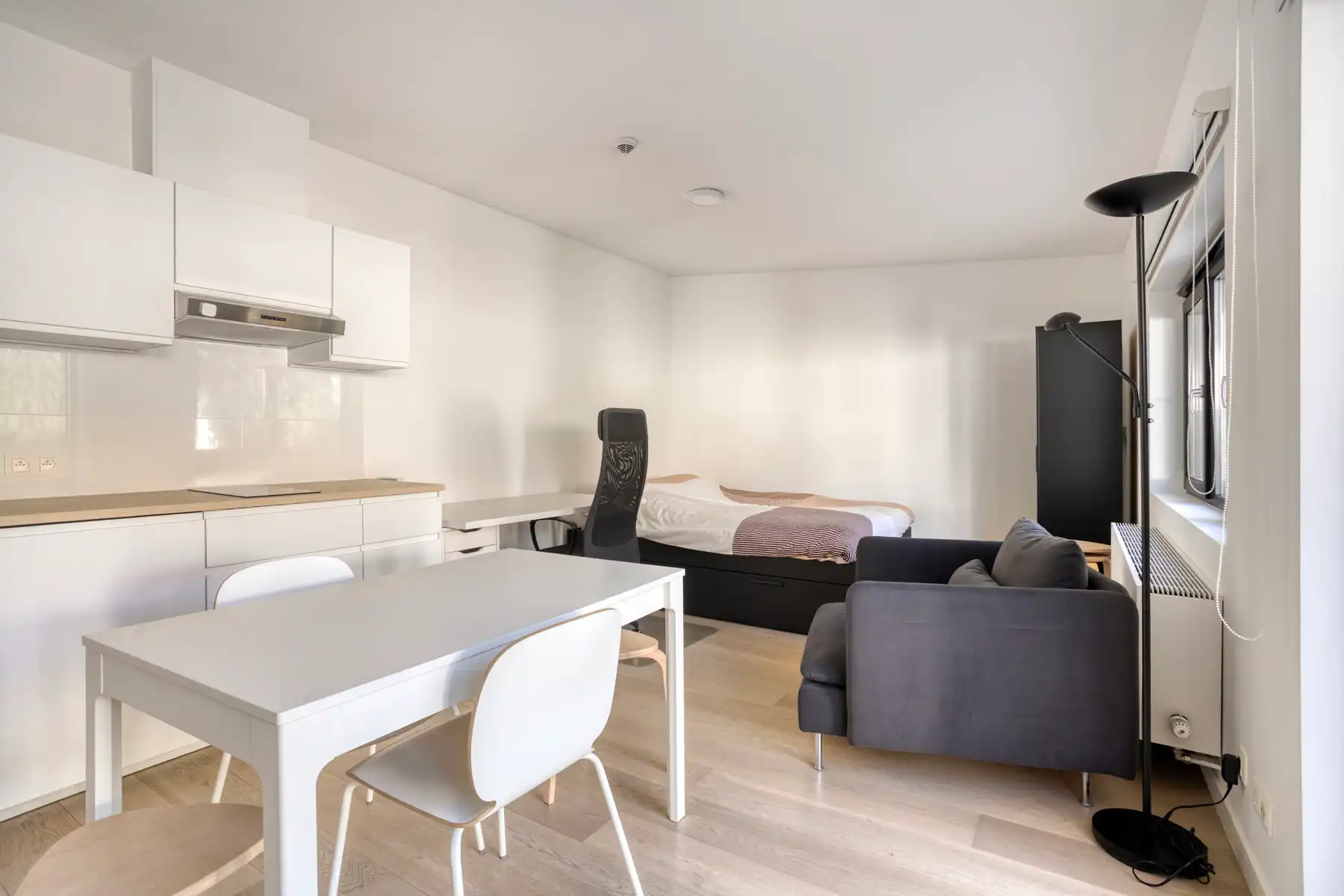 Nieuw kwartier studio met privatieve buitenruimte foto 5