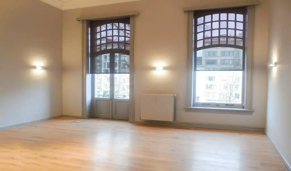 Kantoren te huur in monumentale herenwoning in Anwerpen foto 10