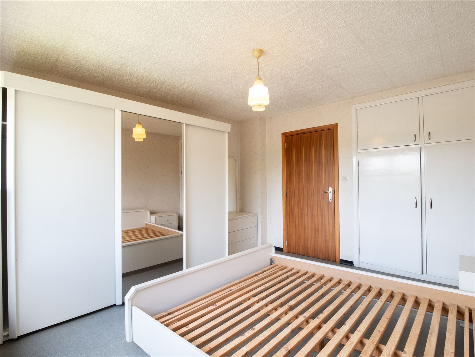 Ruime Gezinswoning met 5 Slaapkamers in Hechtel-Eksel foto 20