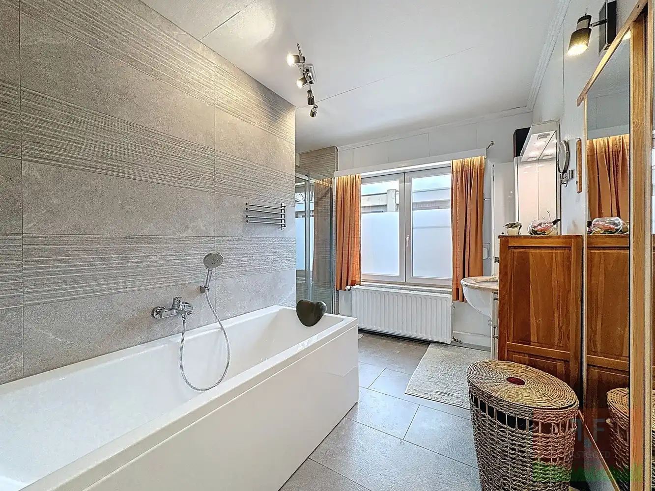 Instapklare en energiezuinige bungalow met 2 slaapkamers, zonneterras en inpandige garage foto 16