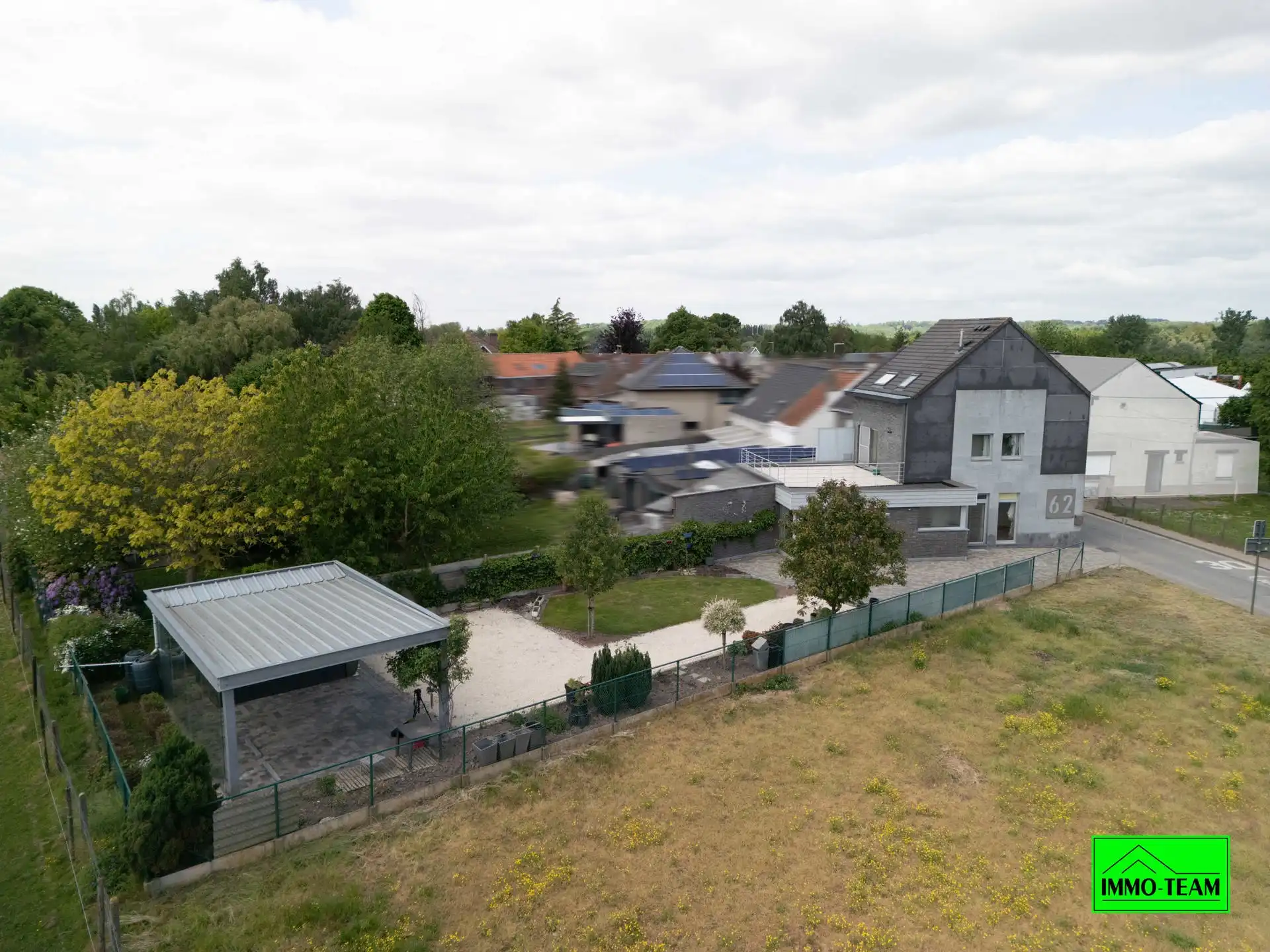 RUIME GEZINSWONING MET 5/6 SLPKS - 2BADK  foto 3