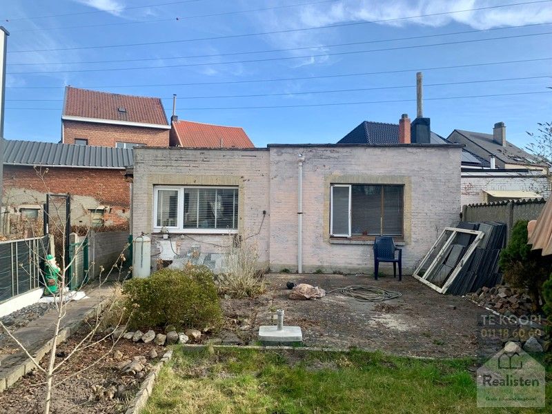 Huis in tweede lijn foto {{pictureIndex}}