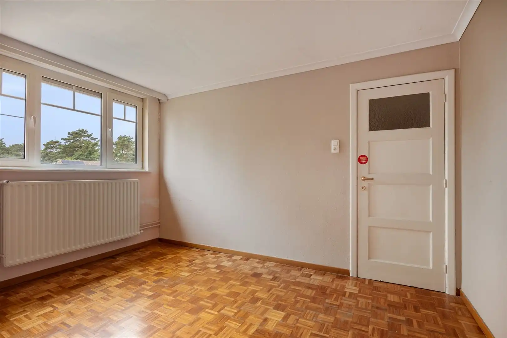TE KOOP: Ruime gezinswoning met 4 slaapkamers op centrale ligging in Houthalen! foto 15