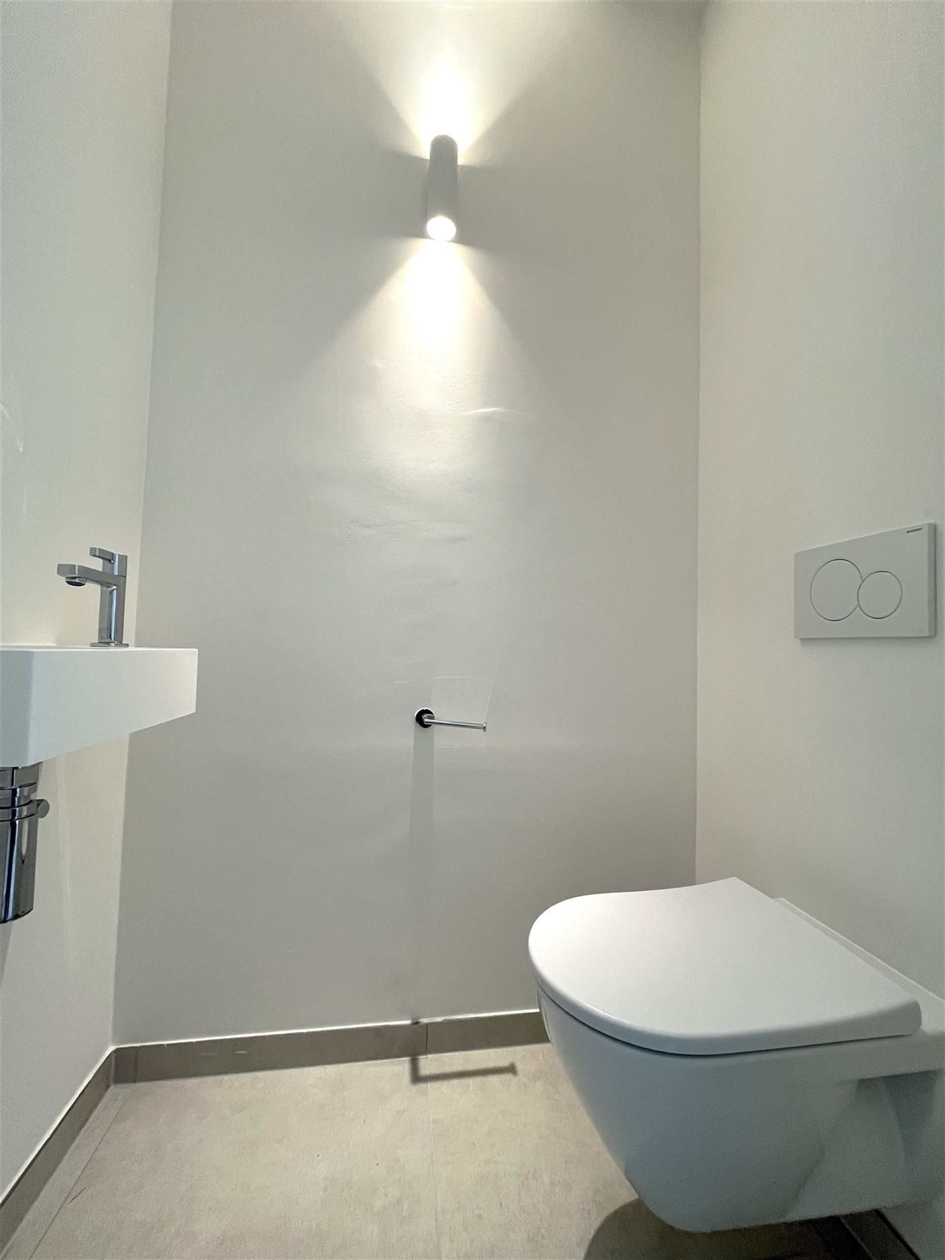 Nieuwbouwappartement met 2 slaapkamers en terras foto 10