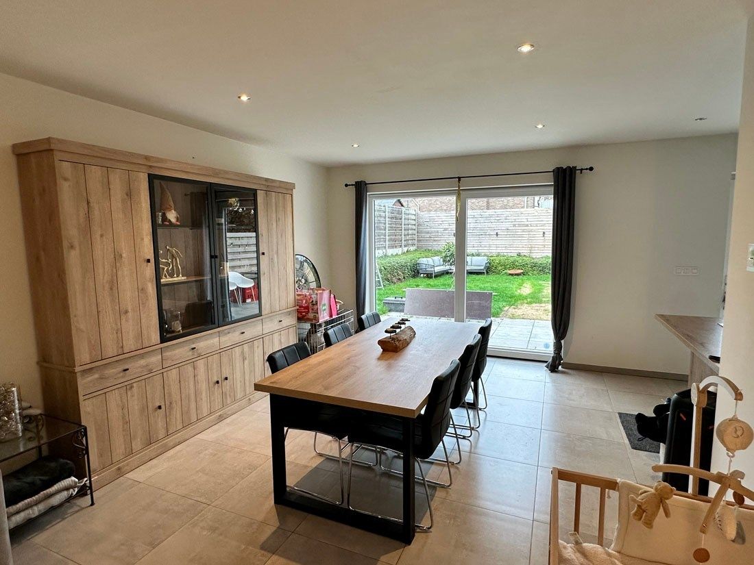 Recente woning in pastorijstijl op een rustige, groene locatie foto 2