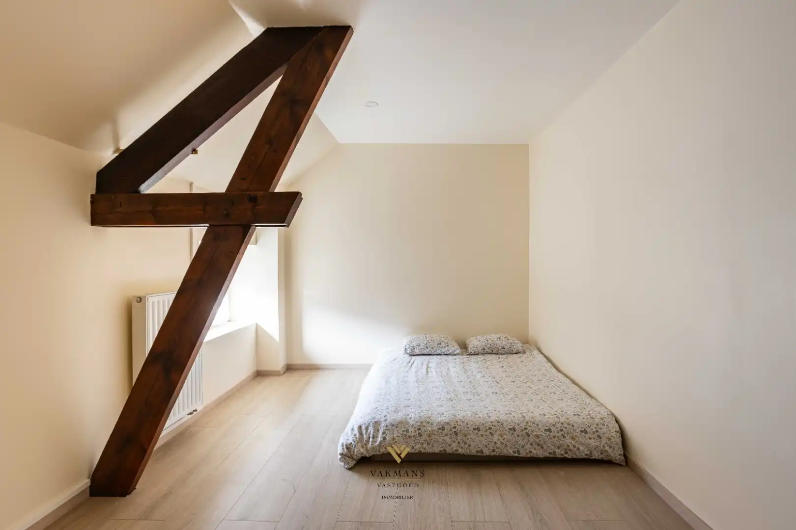 Gerenoveerde moderne woning met 4 slaapkamers en stadstuin foto 32