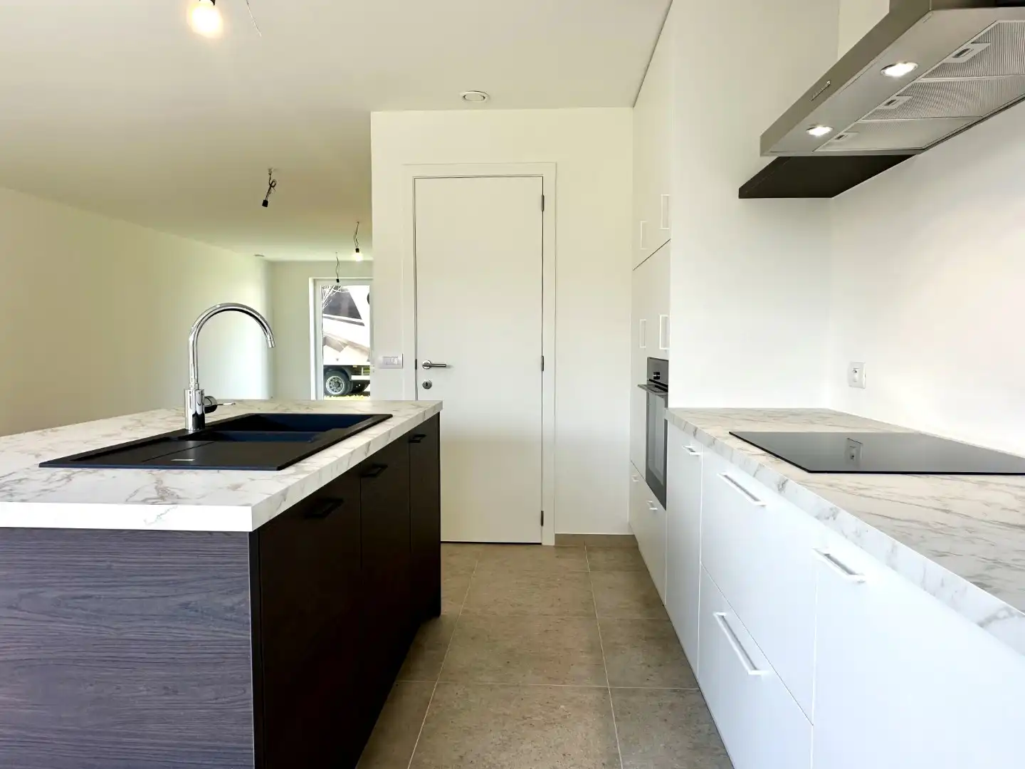 Moderne woning in groene omgeving te Ruddervoorde foto 6