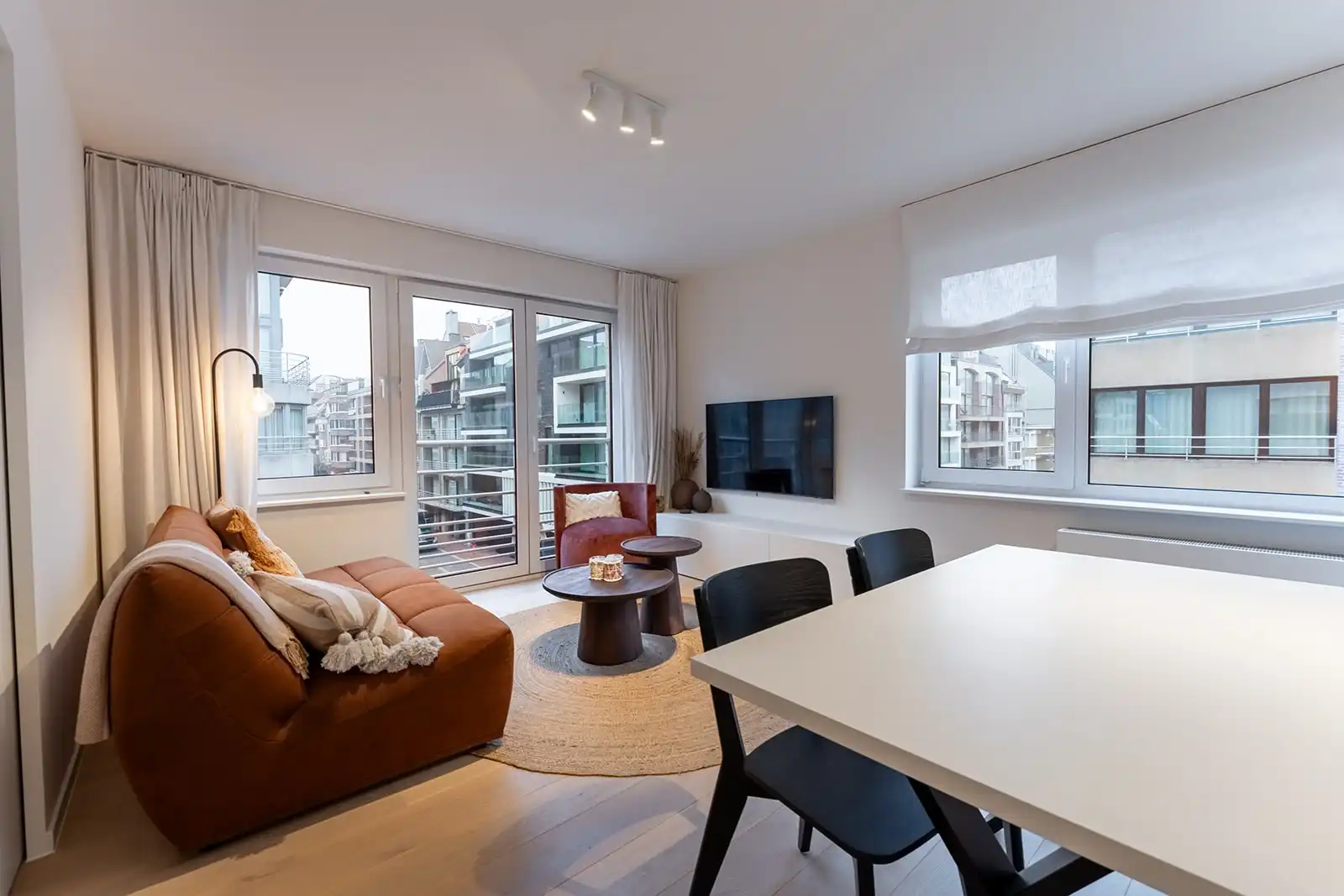 Gerenoveerd appartement in het hart van Knokke, ideaal tweede verblijf of investering. foto 11