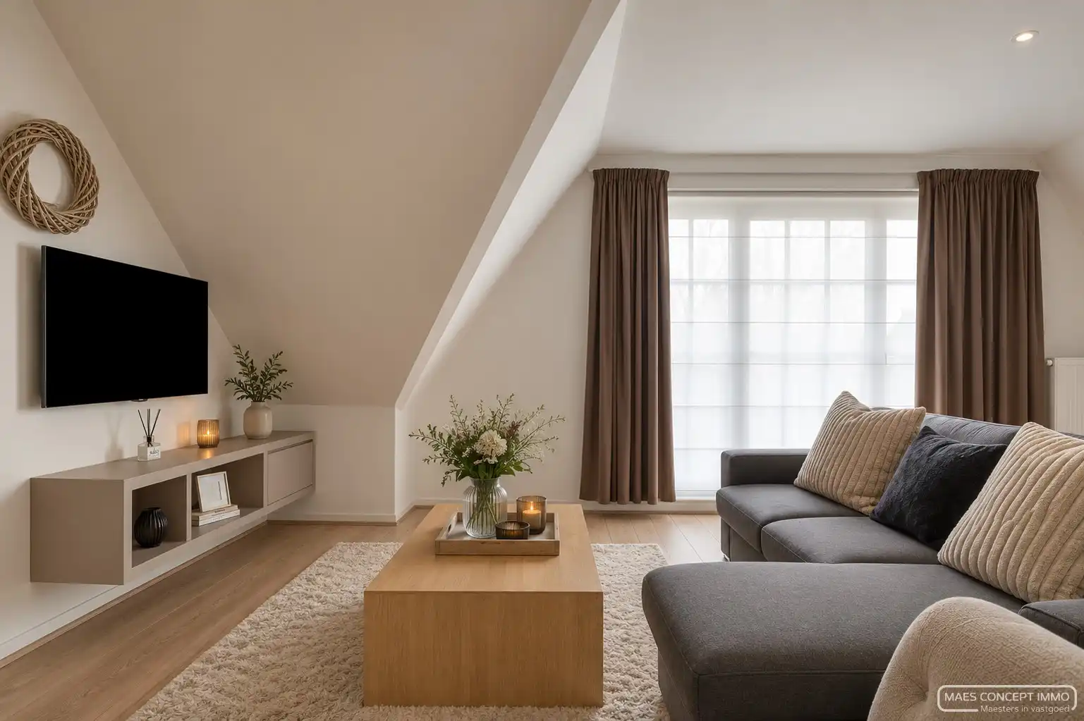 Duplex appartement te koop in Ingooigem met 2 slk, 2 badkamers en garage foto {{pictureIndex}}