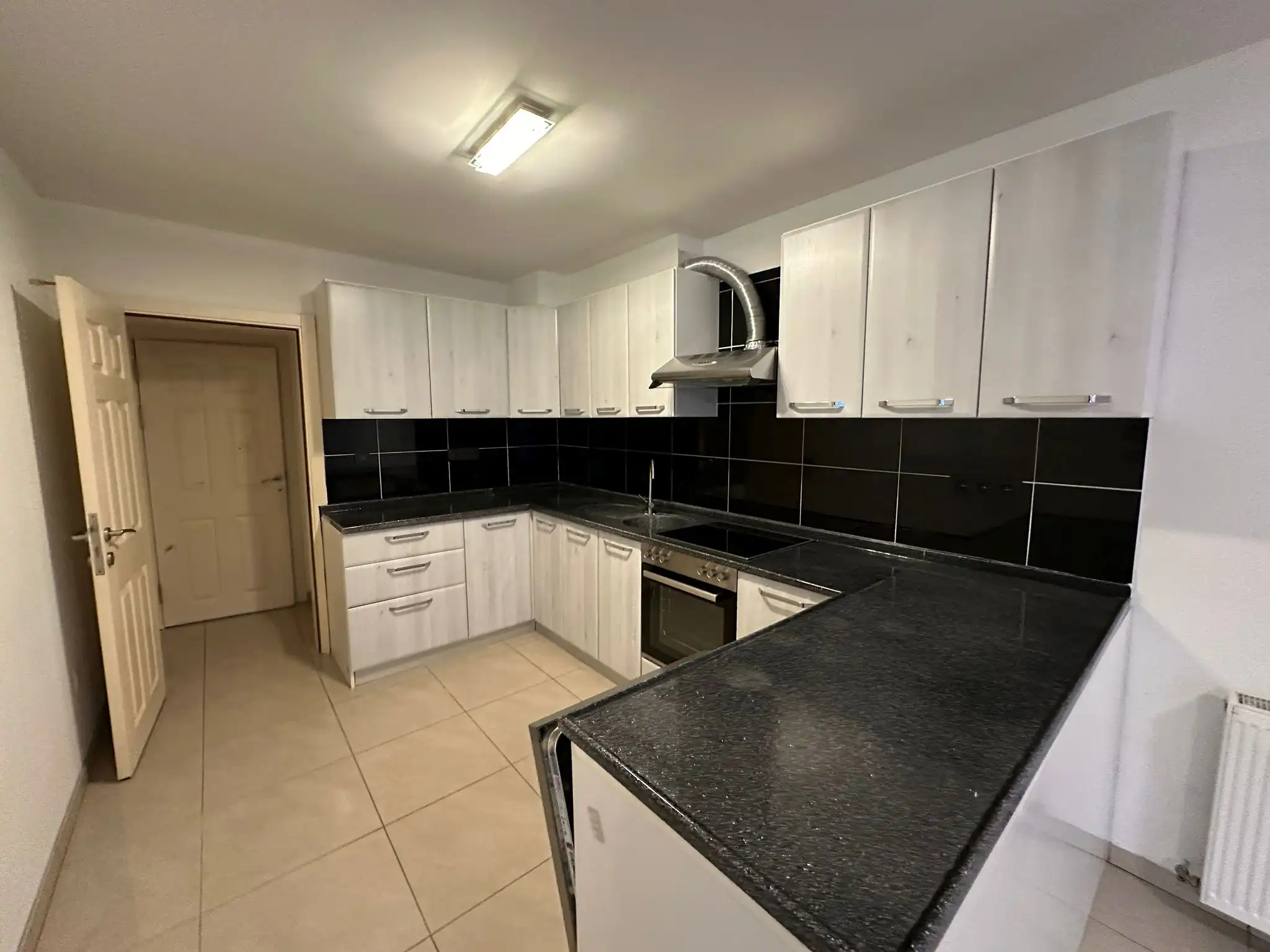 Dakappartement met 2 ruime slaapkamers te Eisden centrum foto 4