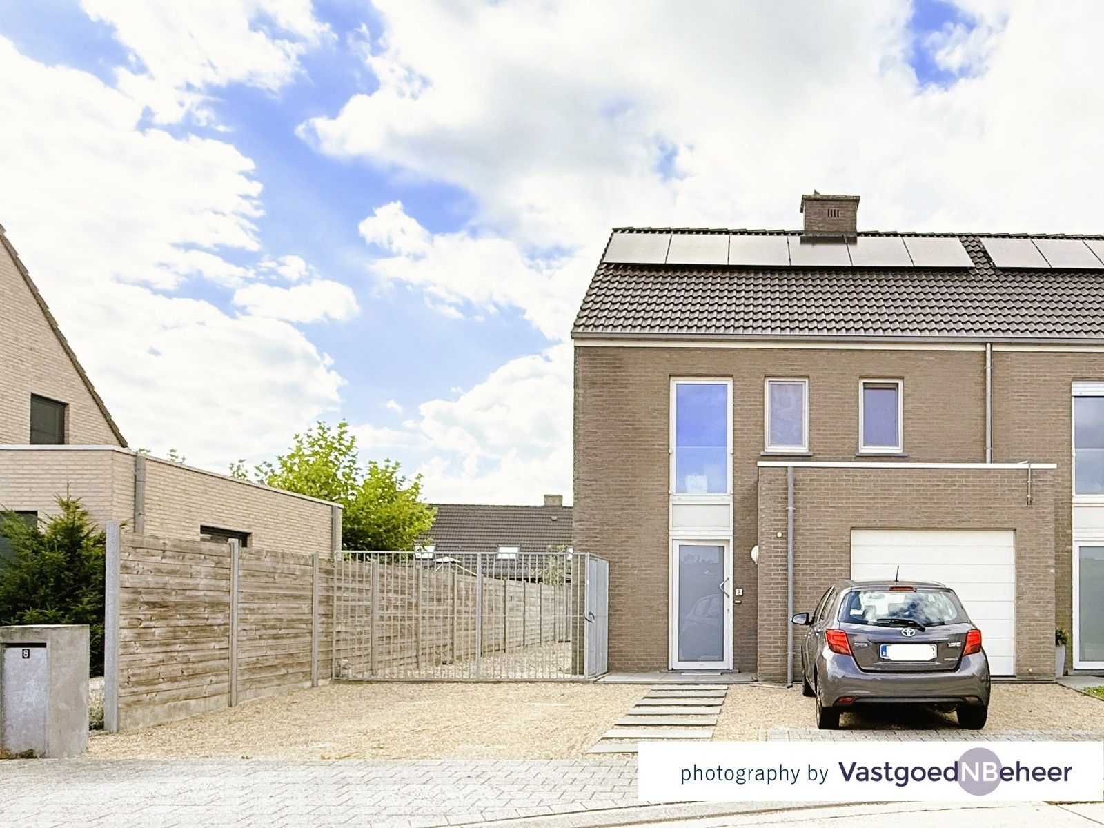 Huis te koop foto {{pictureIndex}}