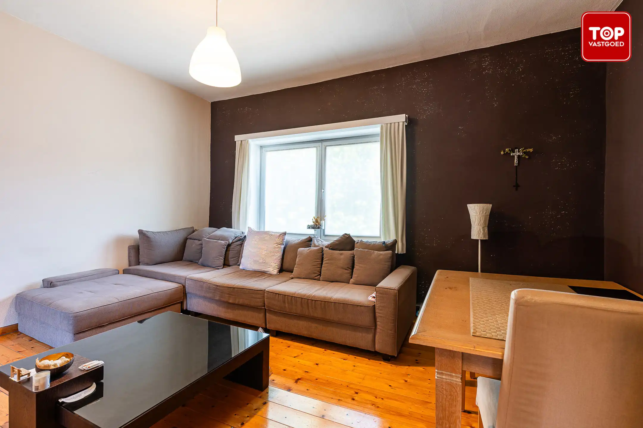 Woning met handelsgelijkvloers op een commercieel interessante ligging.  foto 15