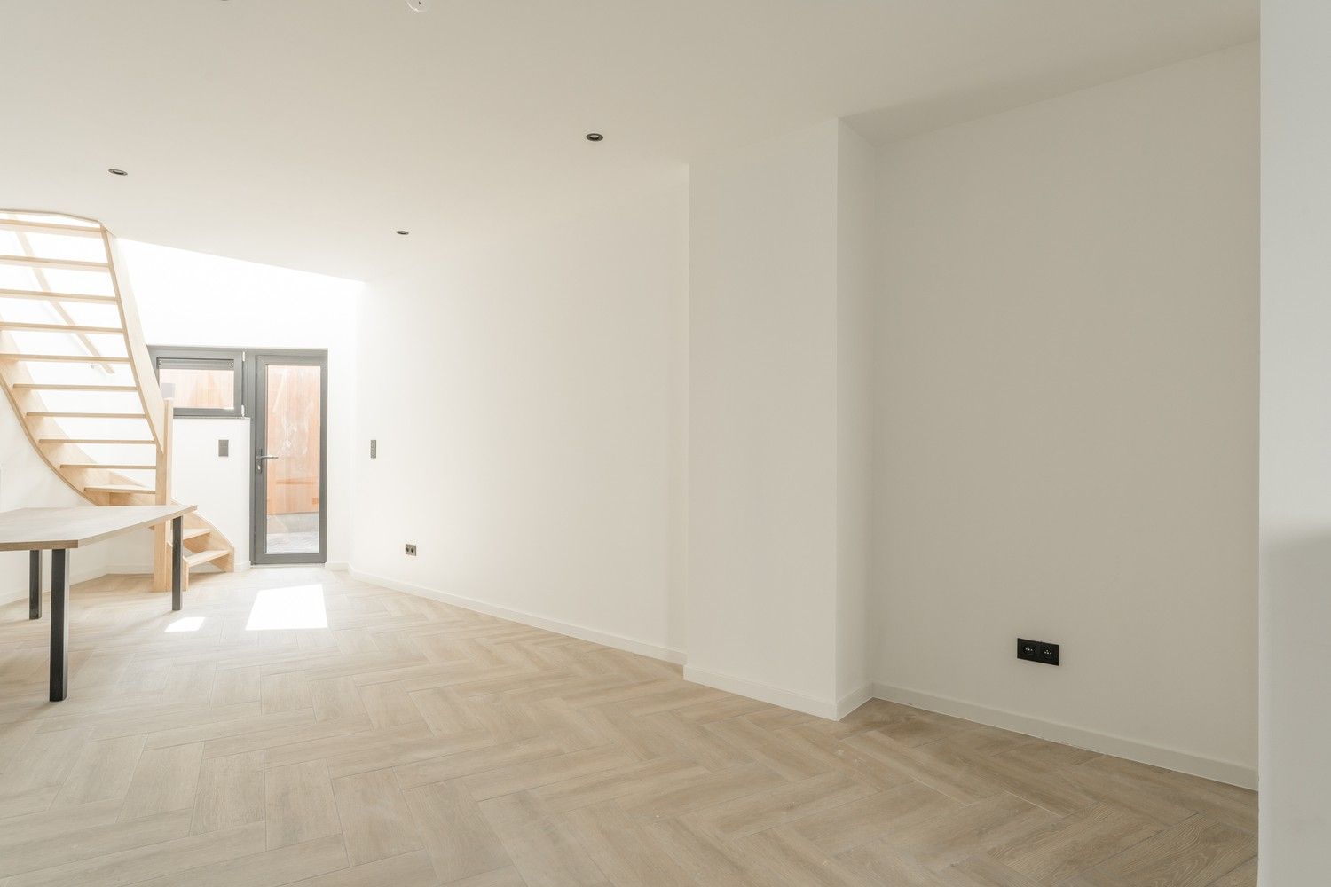 Volledig gerenoveerde woning met 3 slaapkamers en 2 badkamers – Spoorwegstraat 1, Hasselt foto 8