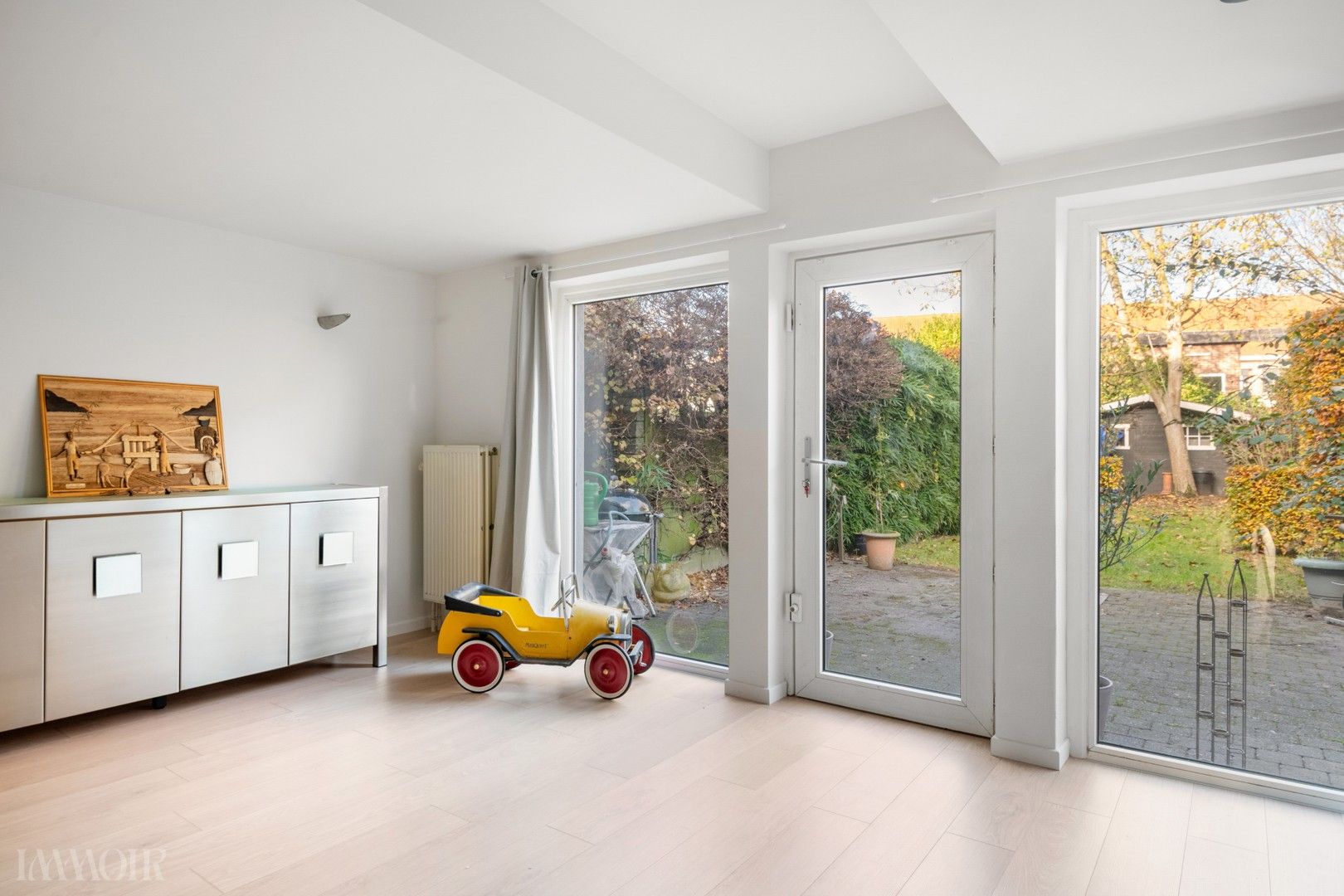 Prachtig gerenoveerde woning met praktijk/studio in hartje Schoten. foto 16