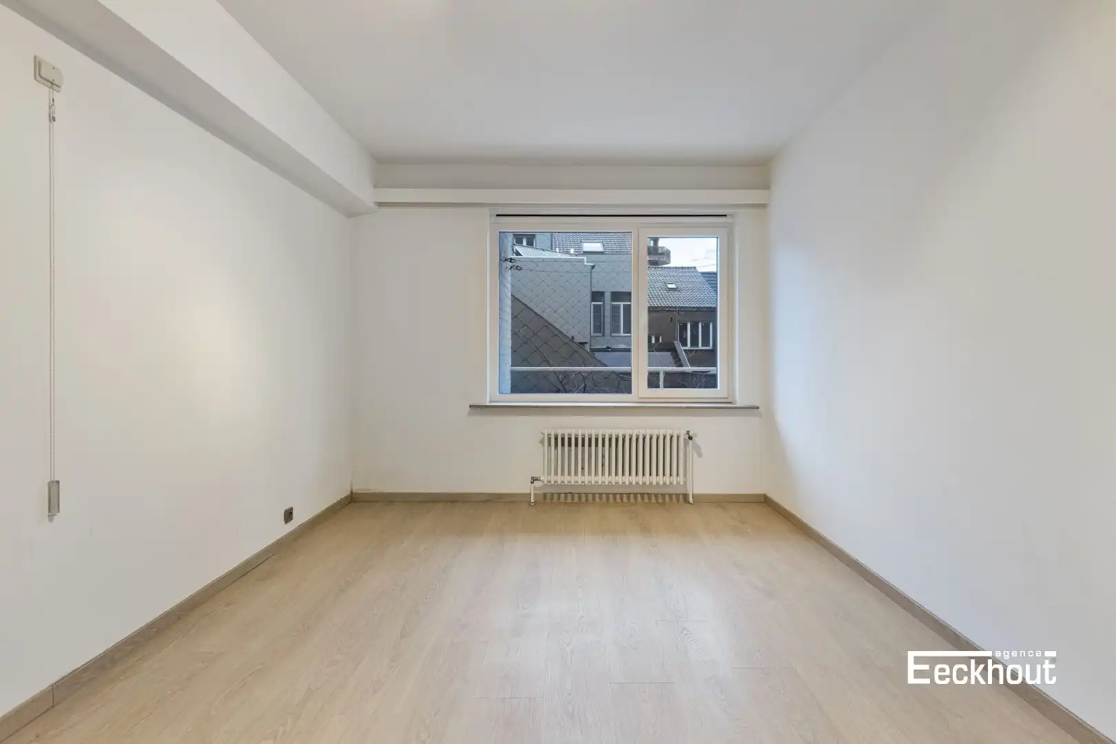 Ruim instapklaar appartement met 3 slaapkamers in centrum Oostende, met fietsenberging en dicht bij strand!  foto 7