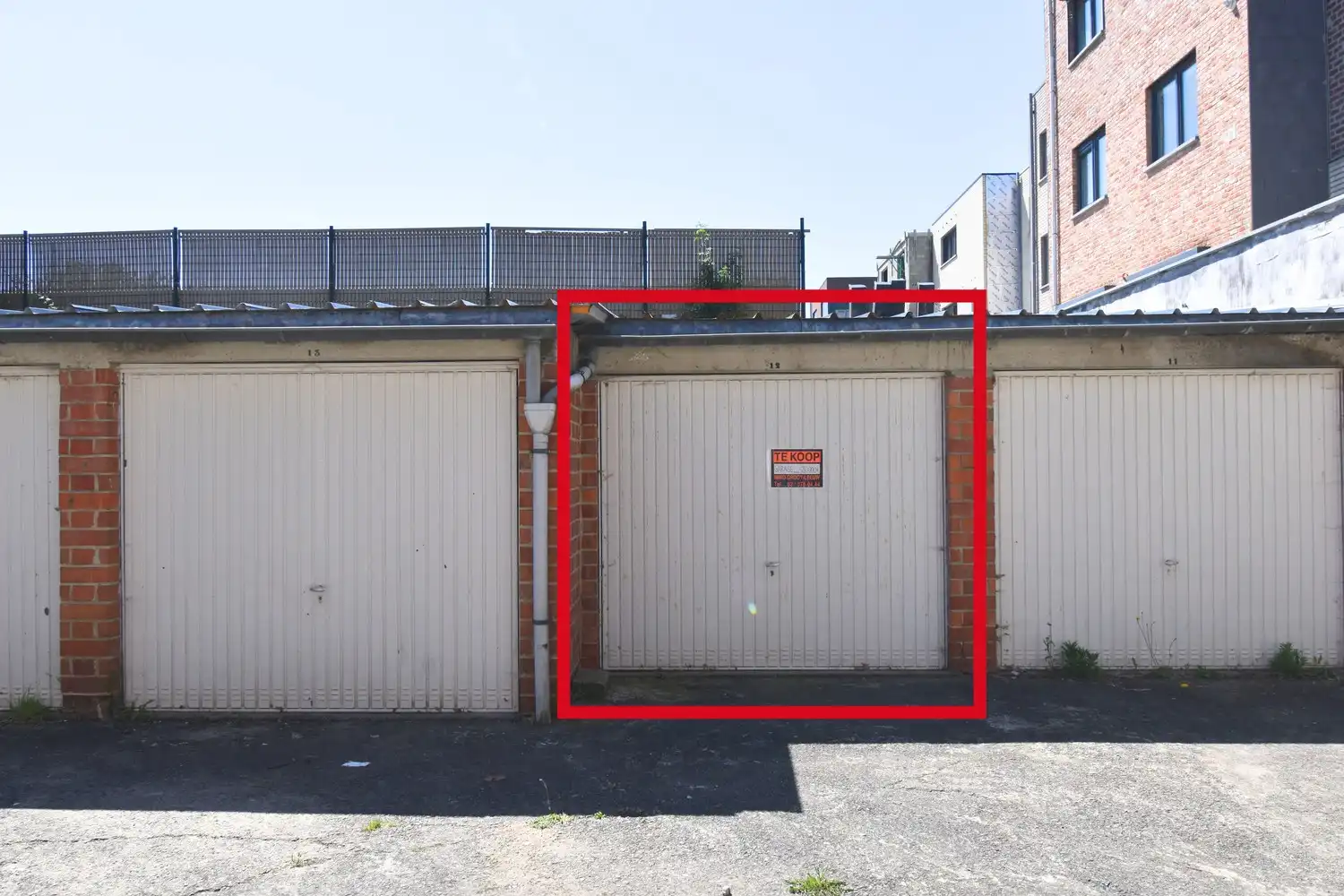 Garage te koop Jan Baptist Wautersstraat 2 - 1600 Sint-Pieters-Leeuw