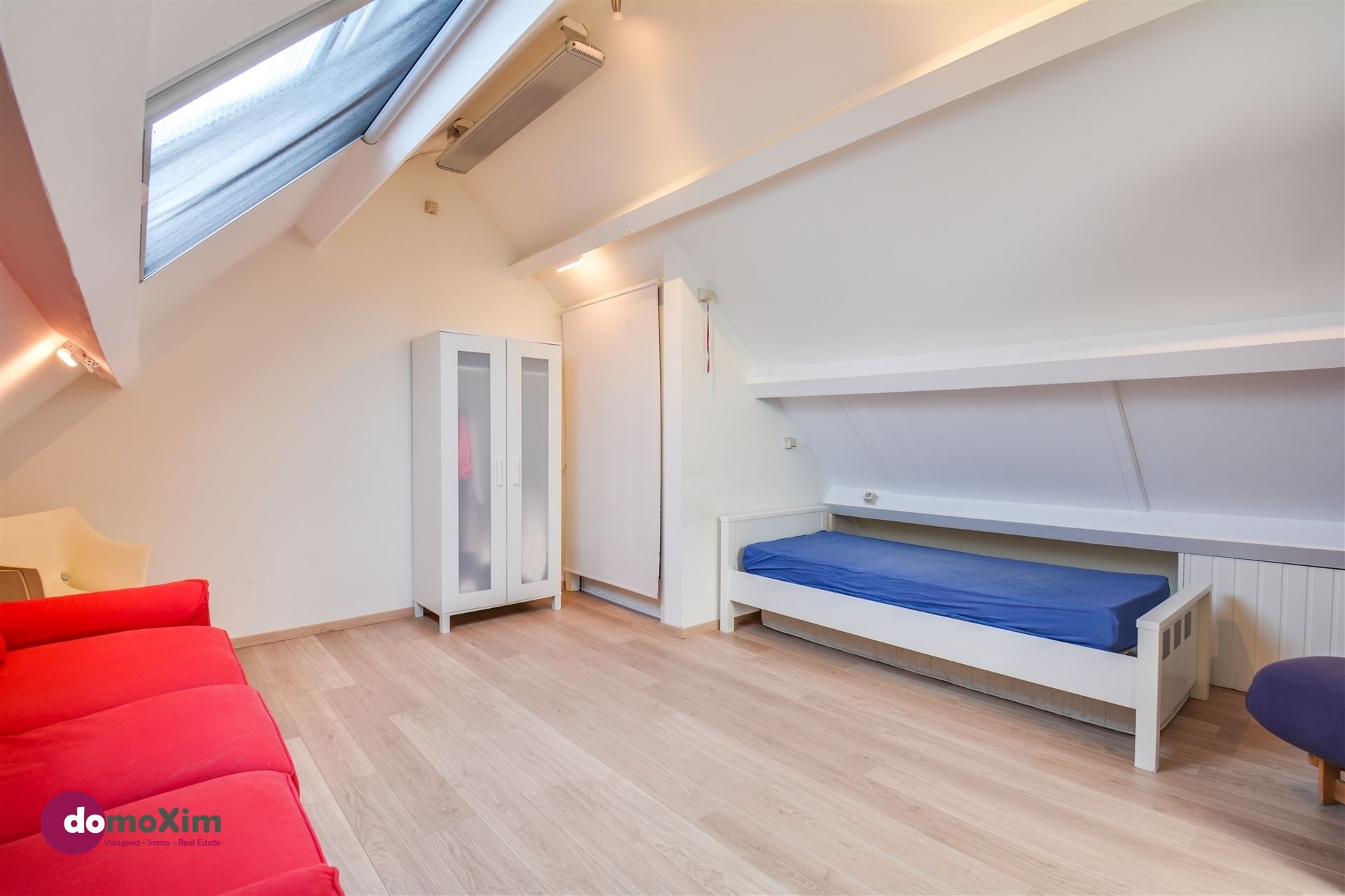 Speelse, vrijstaande woning met 384 m² woonplezier en een ZW-gerichte tuin vol privacy foto 20