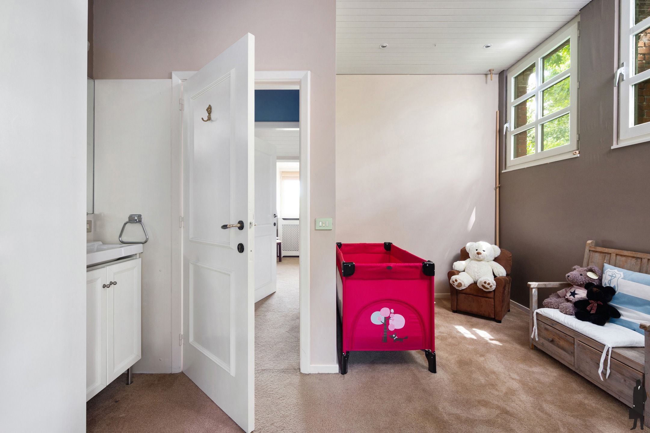 Kasteelhoeve op een landdomein van ca 6ha. foto 88