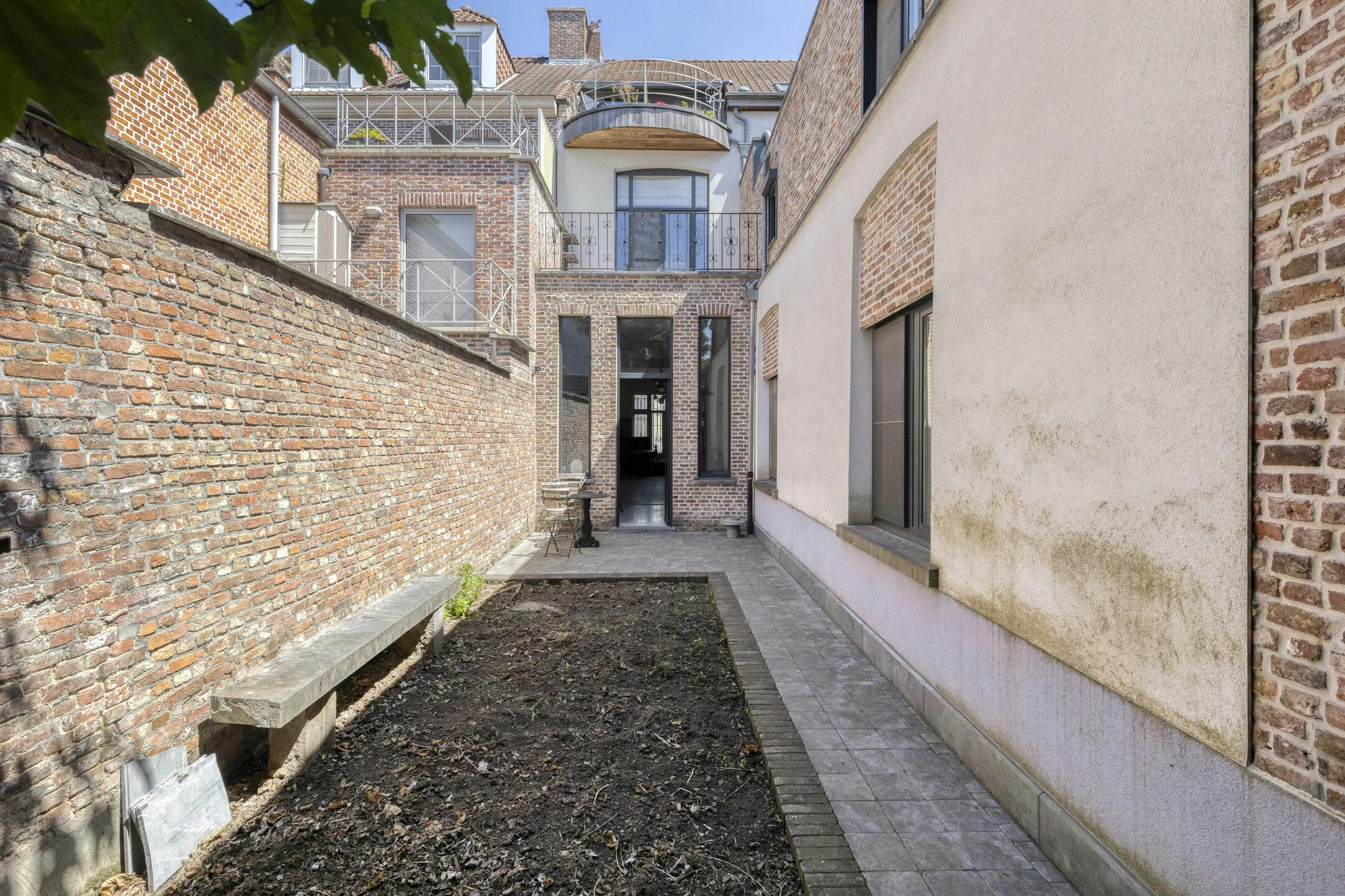 Authentiek opbrengsteigendom in hartje Rupelmonde ! foto 13
