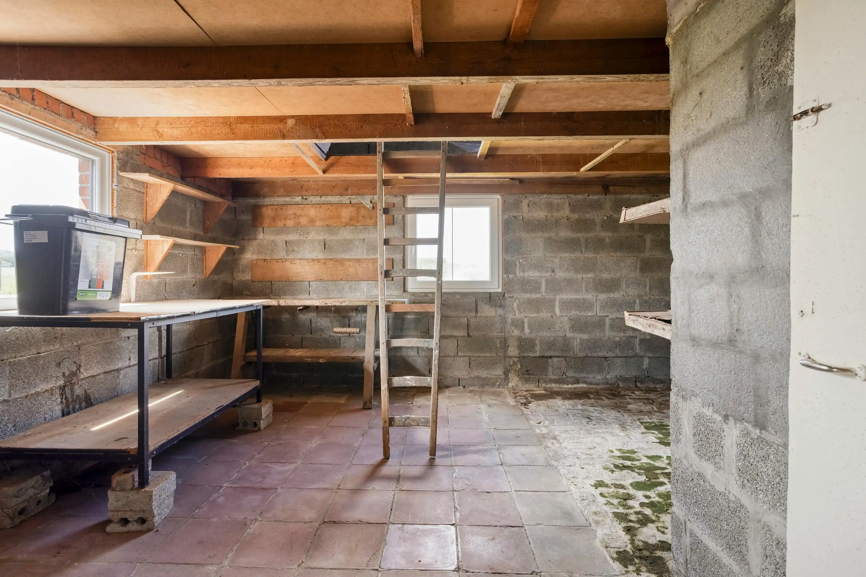 Alleenstaand huis te koop in de Abeelseweg in Poperinge foto 17