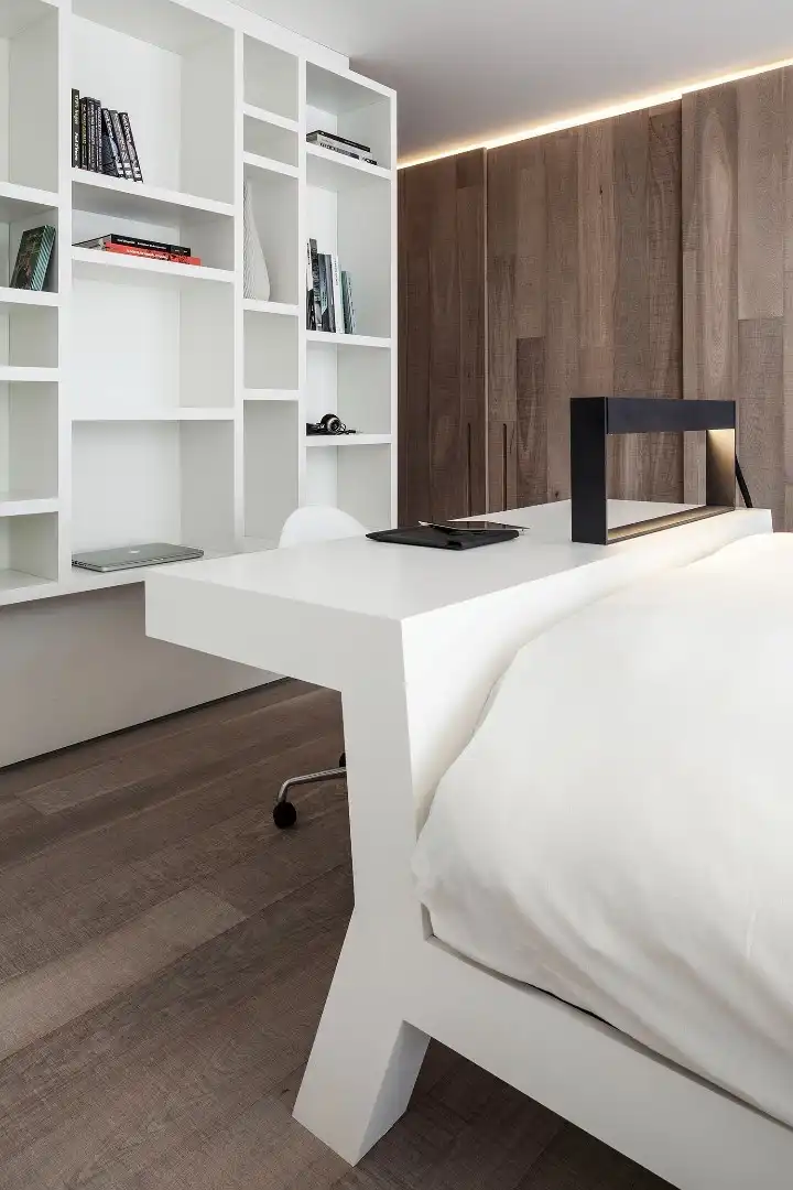 Uniek rolstoelvriendelijk en gemeubeld gelijkvloers appartement met terras dankzij hoogstaande architectuur  foto 14
