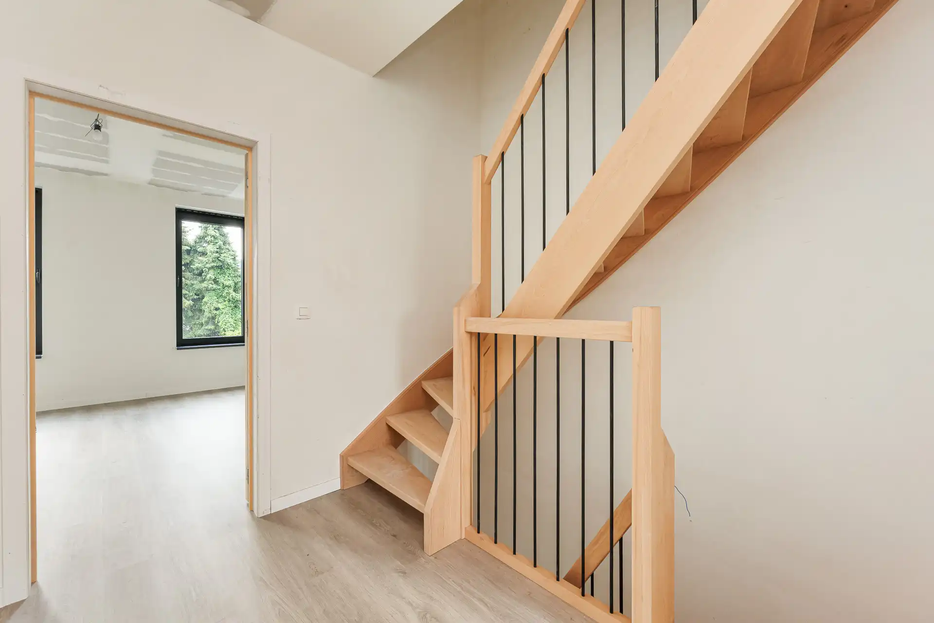 Prachtige & Energiezuininge Nieuwbouwwoning met 4 slpk foto 10