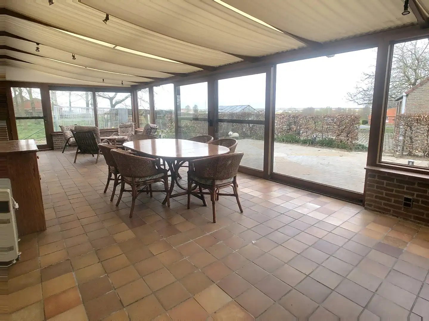 Verzorgde,  alleenstaande woning met alle voorzieningen op het gelijkvloers, en garage  foto 7