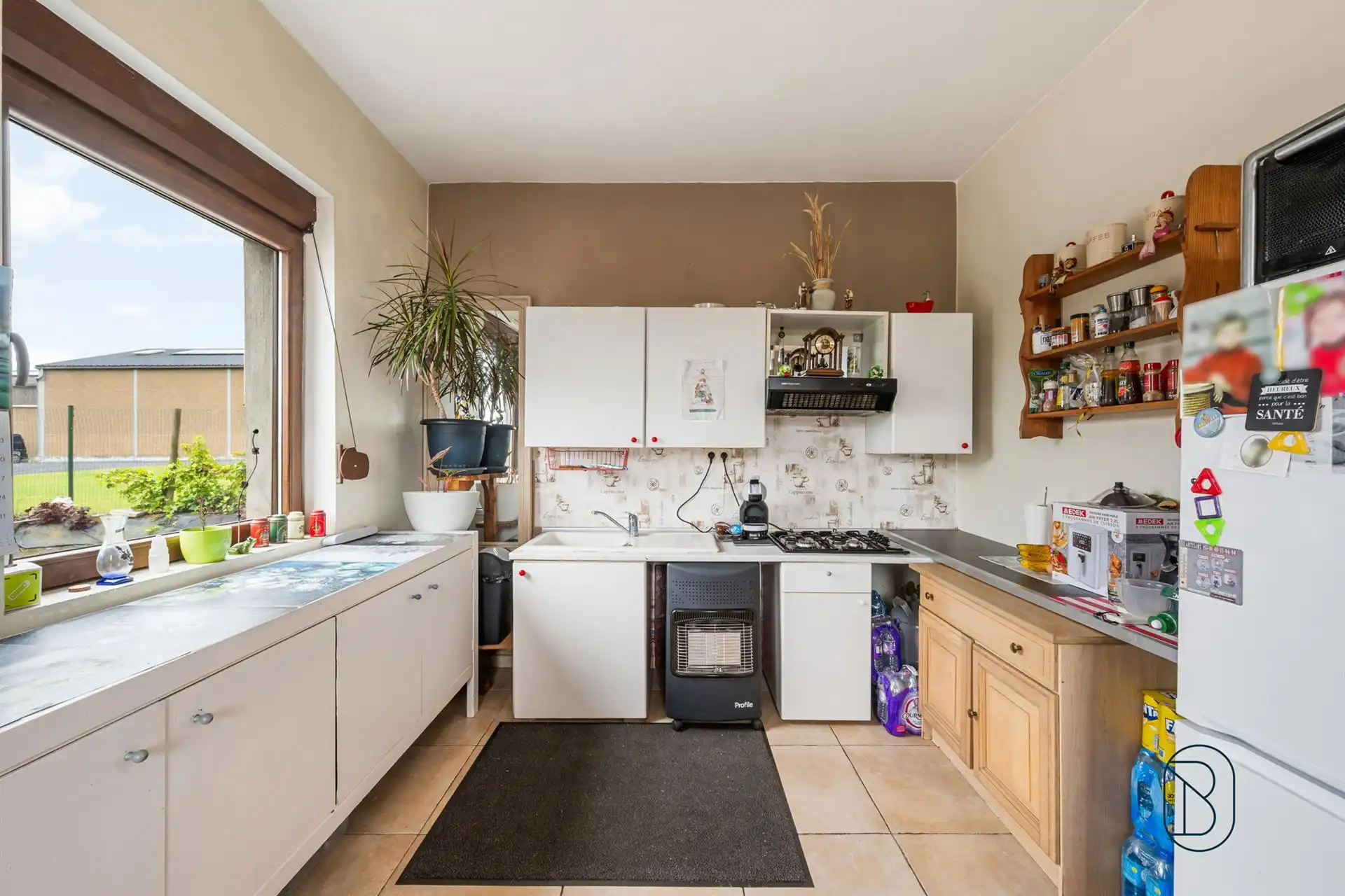 Ruime halfopen bebouwing op een perceel van 523 m² foto 12