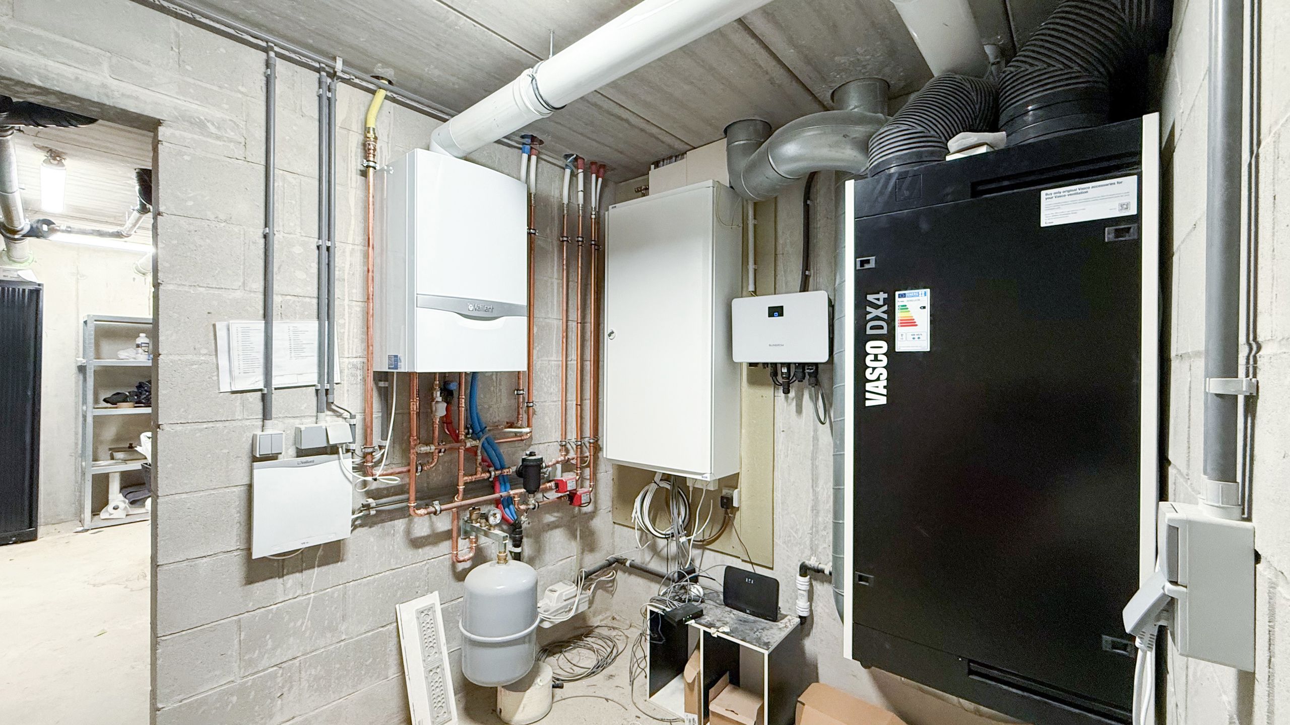 Moderne halfopen bebouwing (3 jaar oud) nabij E313 & E314! foto 36