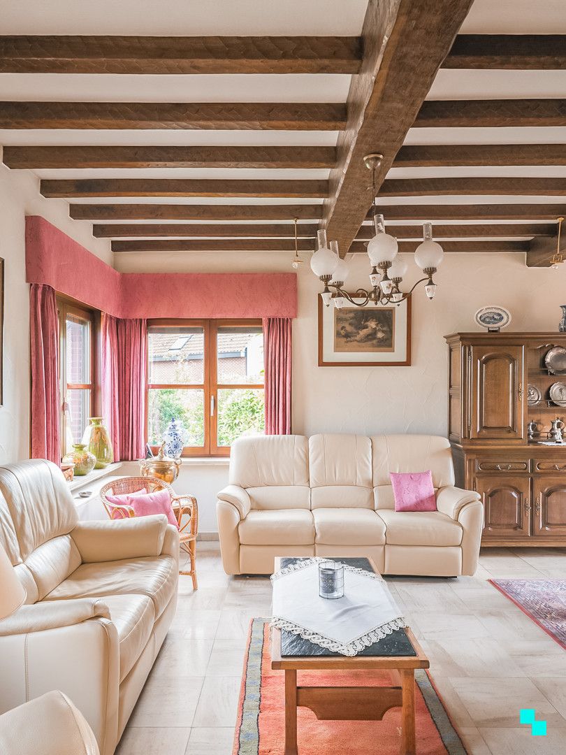 Te renoveren halfopen bebouwing in het hart van Merelbeke foto 5