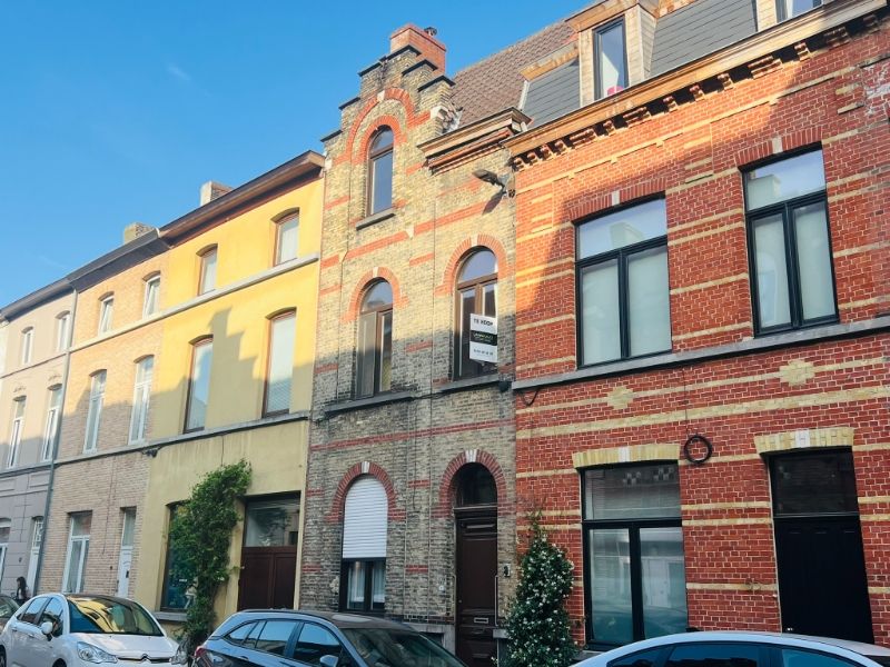 Huis met 4 slaapkamers en stadstuin foto 28