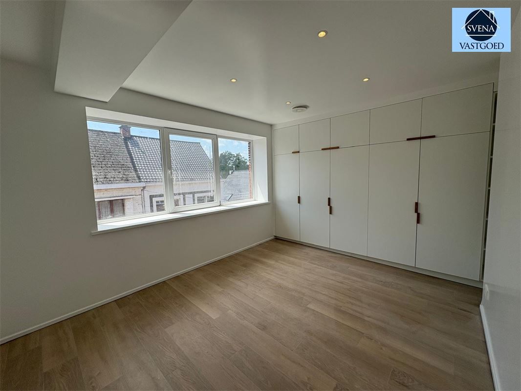 GERENOVEERD APPARTEMENT MET 2 SLAAPKAMERS foto 12