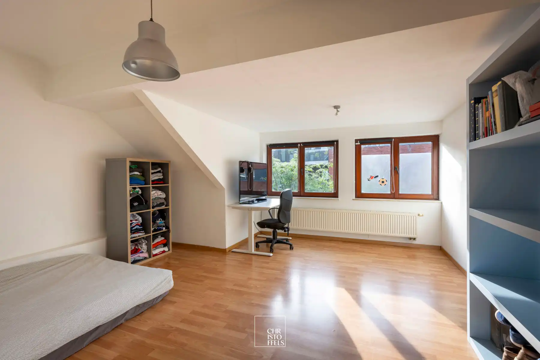Veelzijdige woning (406 m²) met riante tuin (2510m²) op toplocatie! foto 24