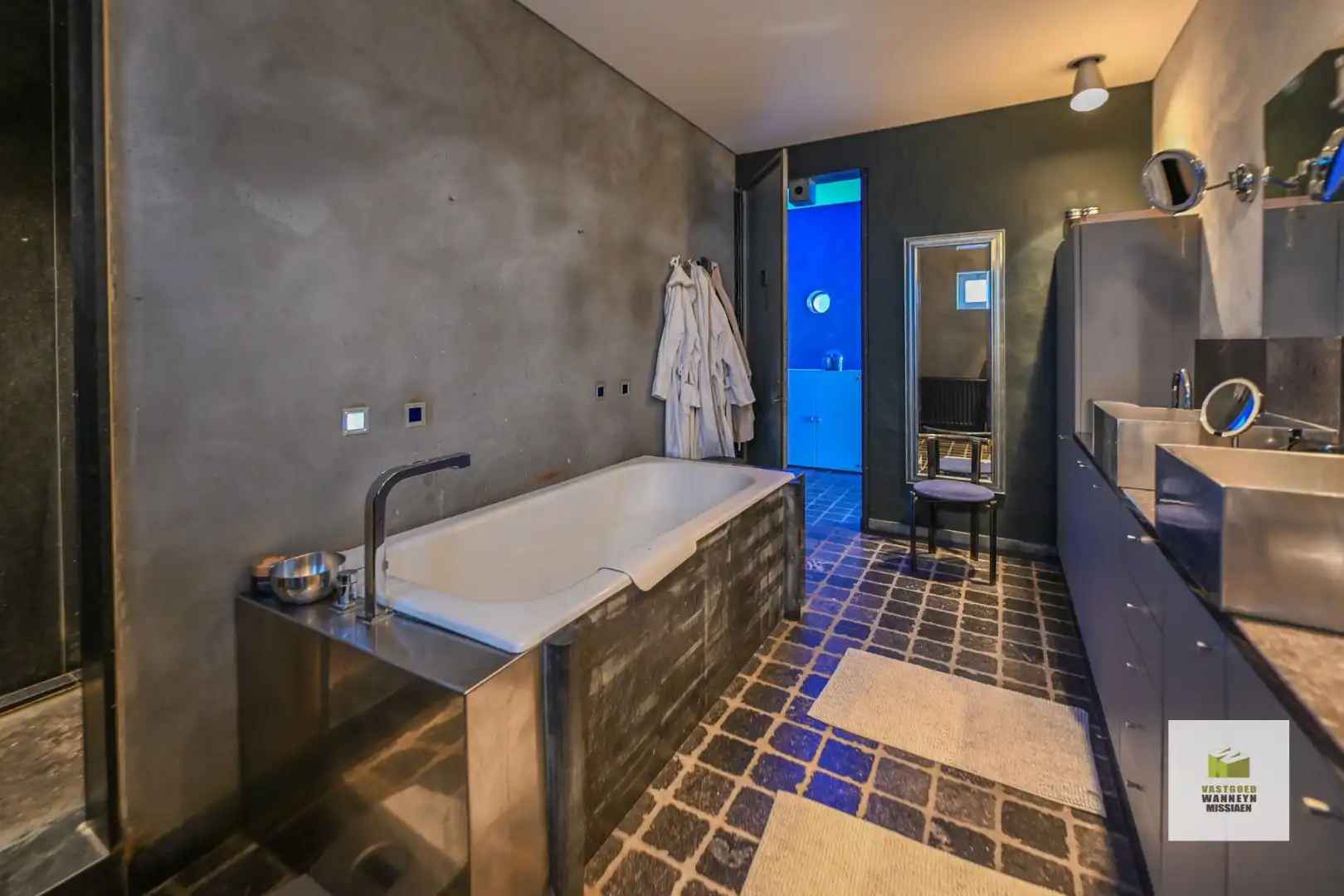 Unieke architectenwoning met hoogwaardige afwerking, landelijk vergezicht en twee kantoorruimtes foto 12