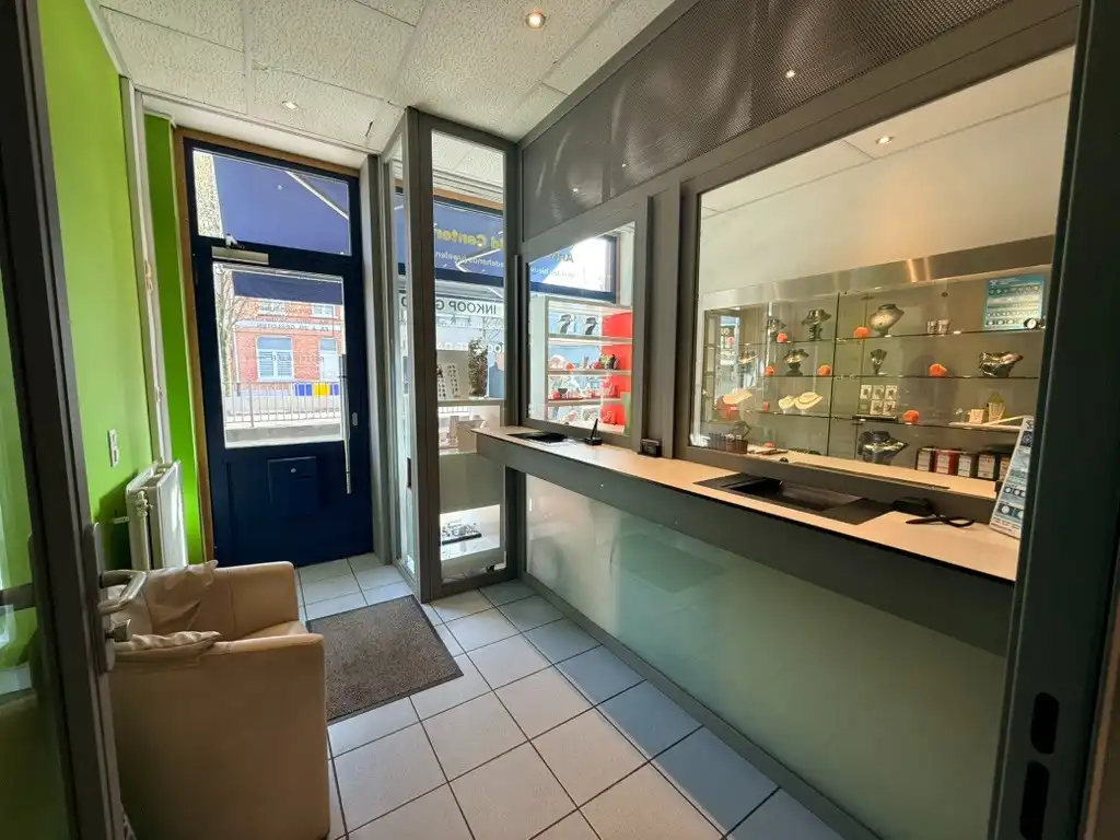 COMMERCIEEL GELIJKVLOERS foto 2