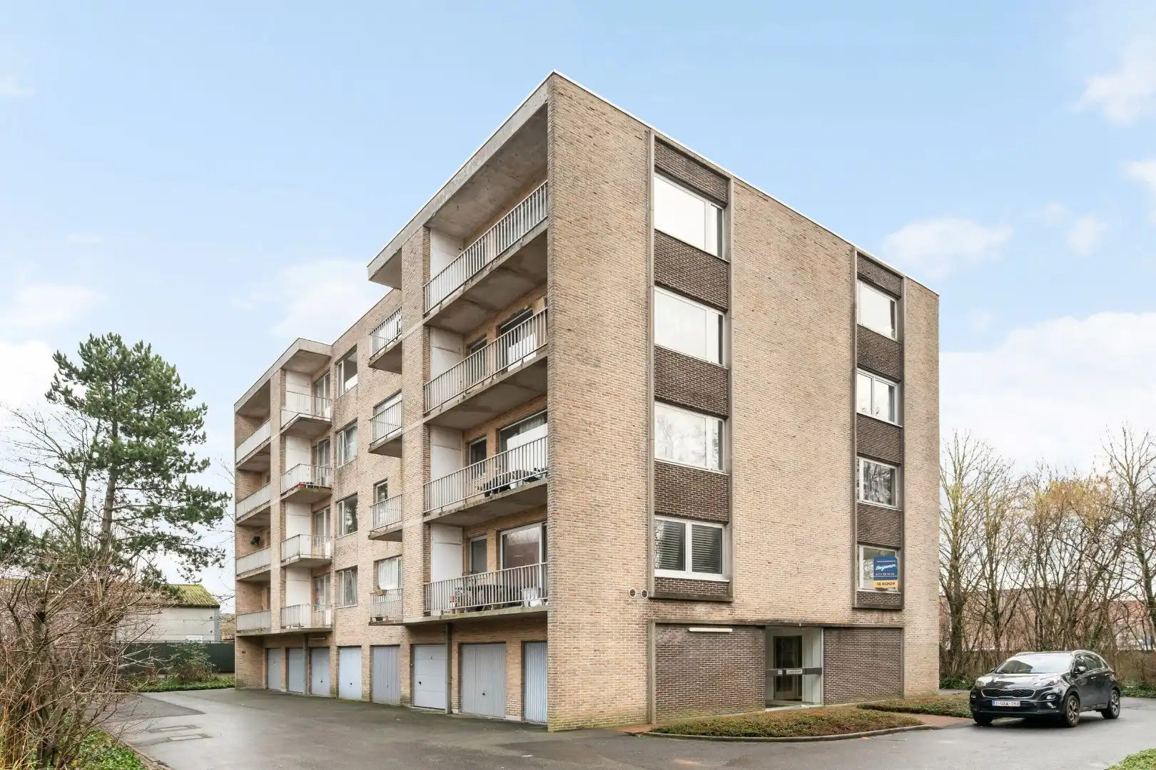 Studio met terras en garage in het centrum van Roeselare foto 10