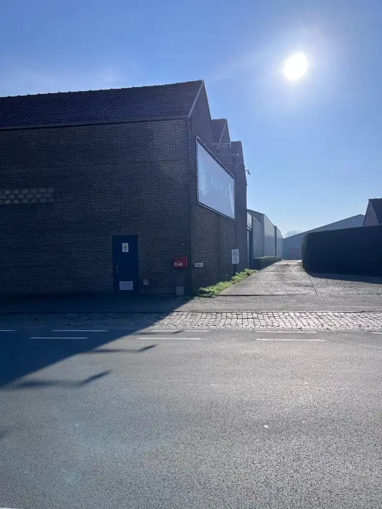 MAGAZIJN TE HUUR – CA. 5.400 M² IN BAVIKHOVE foto 12