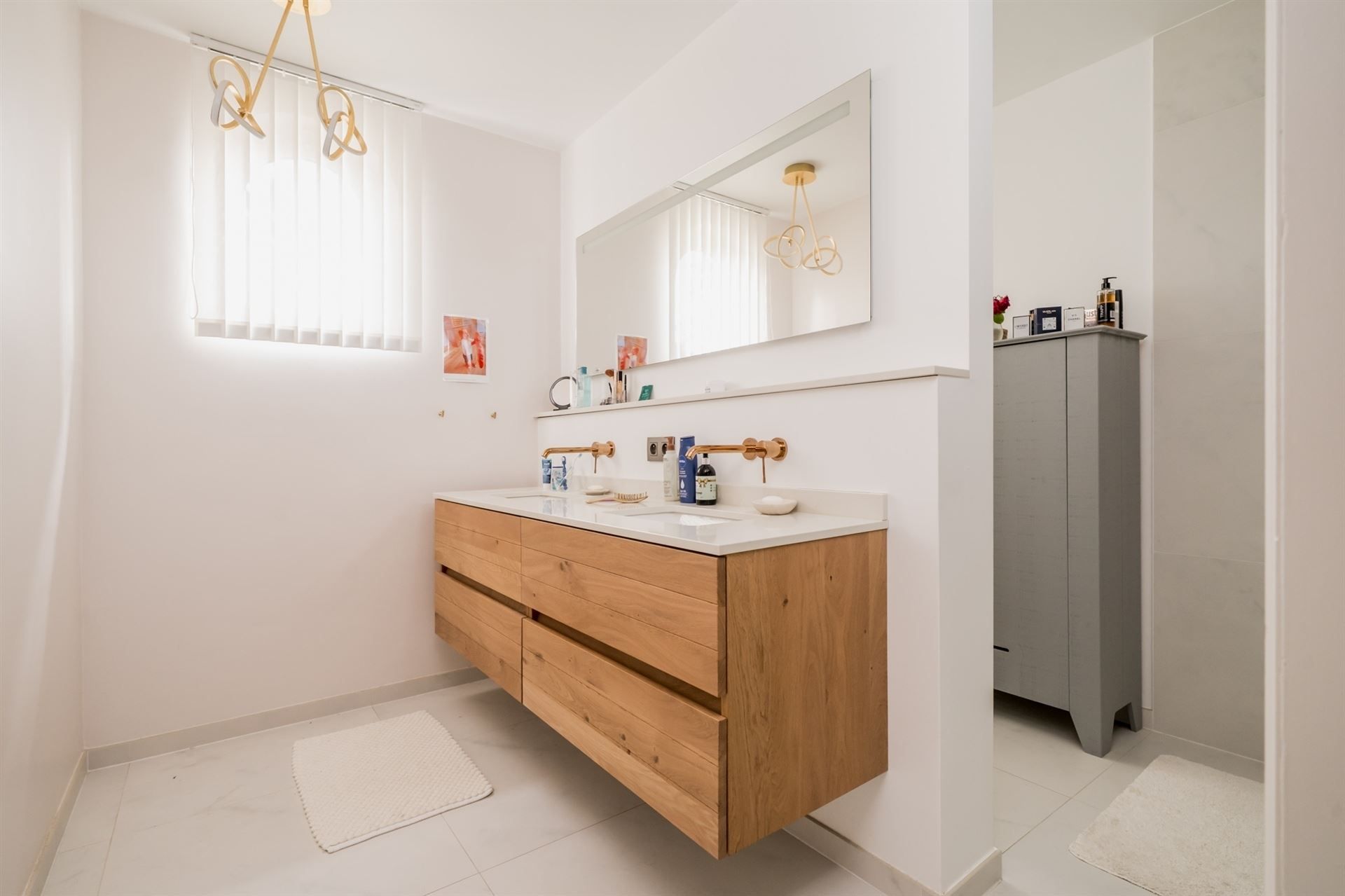 Prachtige instapklare woning op een achterliggend perceel met tuin en zwembad in een rustige woonwijk te Tremelo foto 21