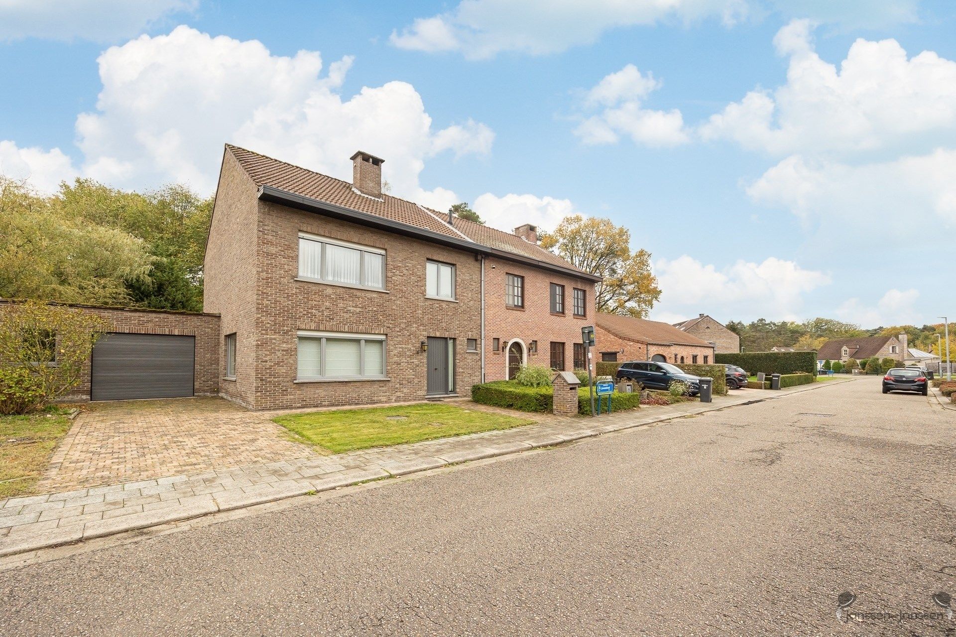 Charmant huis in rustige gewilde wijk foto 26