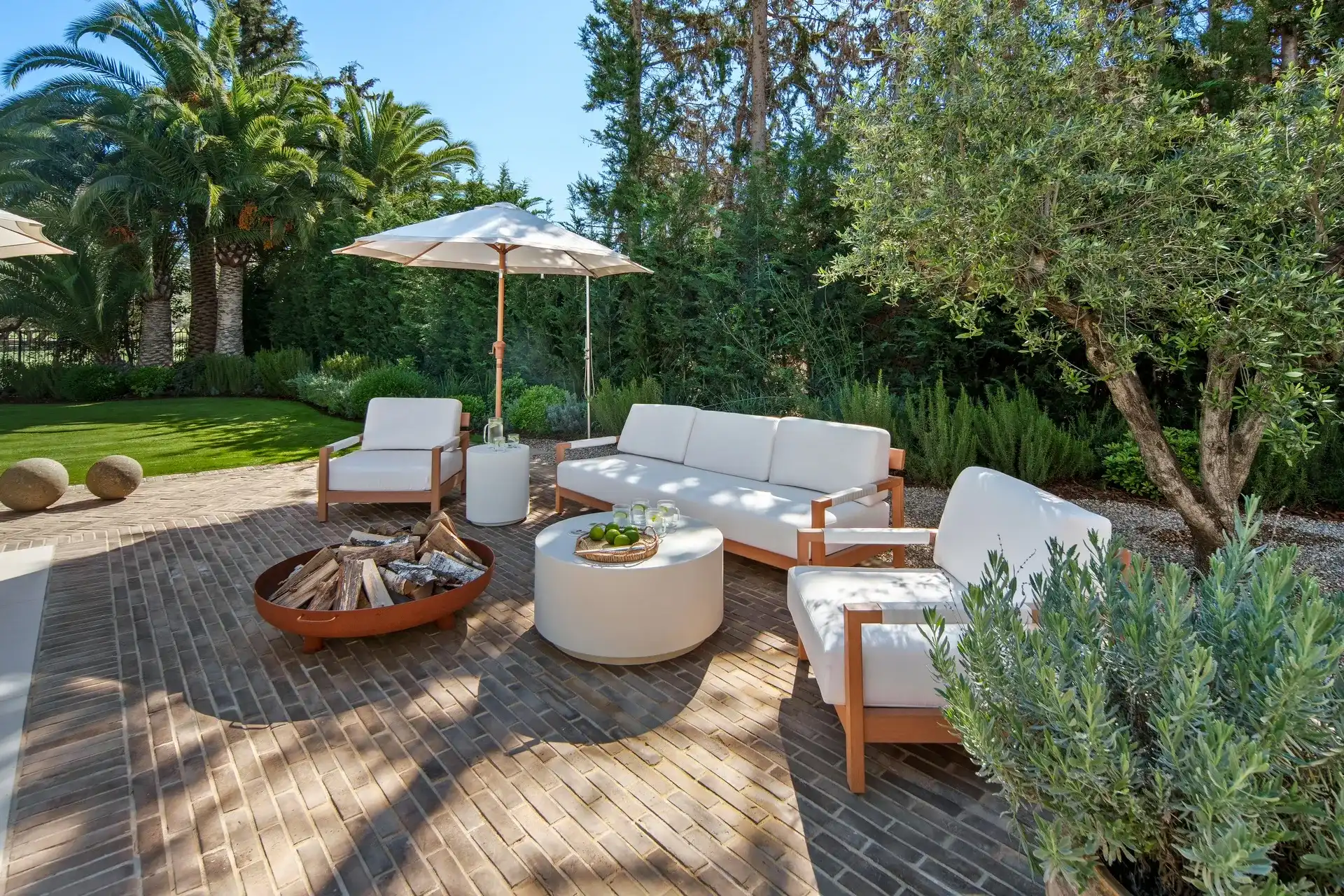 Exclusieve designvilla aan de frontlinie van Las Brisas Golf in Marbella foto 37