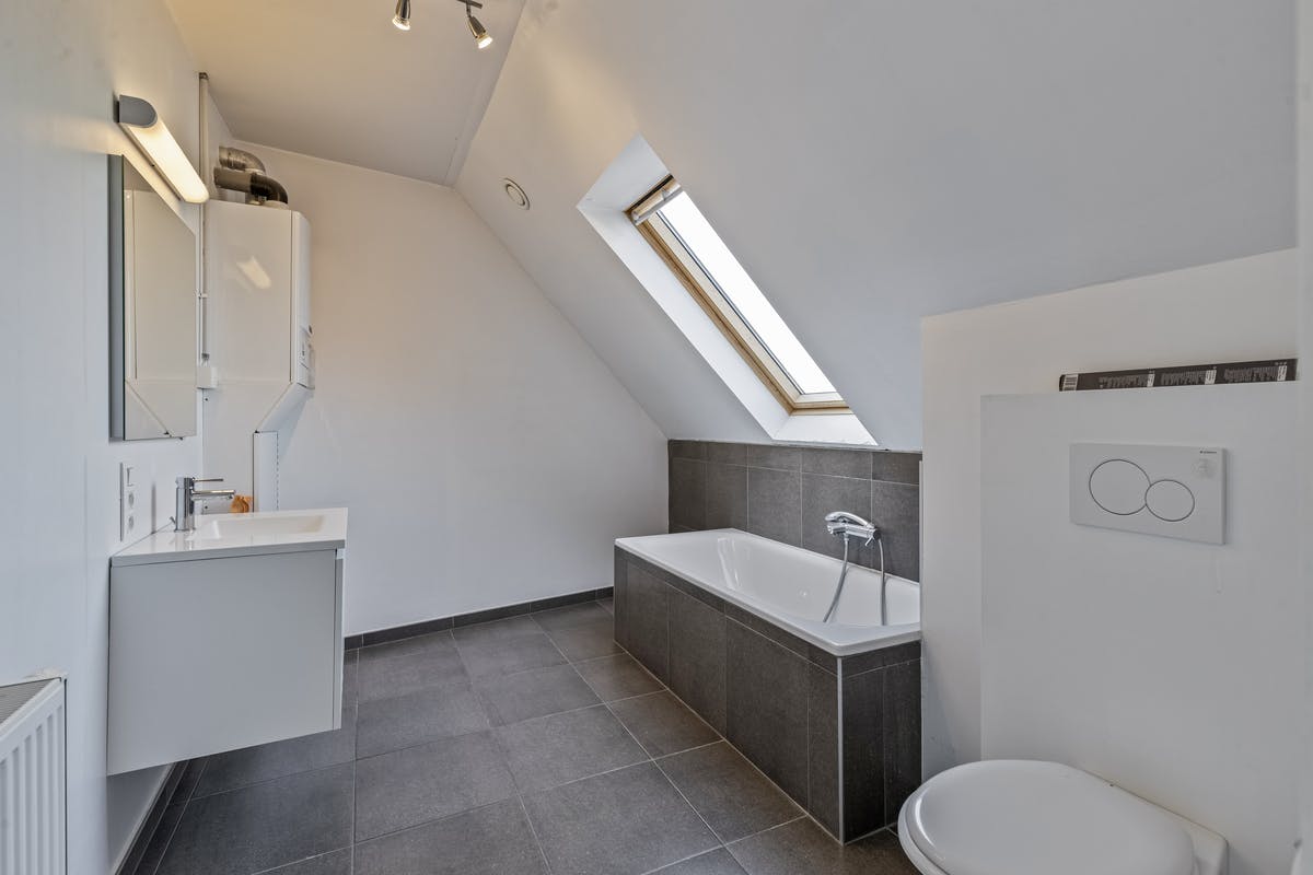 1-slaapkamerappartement met autostaanplaats te koop in Lauwe foto 9