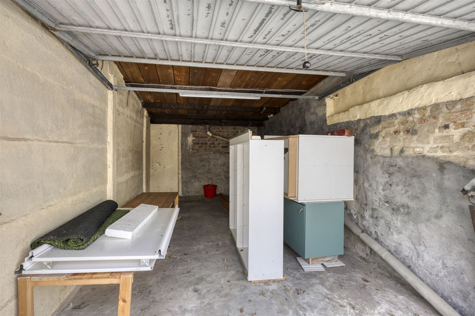 Opbrengstwoning met 2 appartementen en 3 garageboxen foto 29