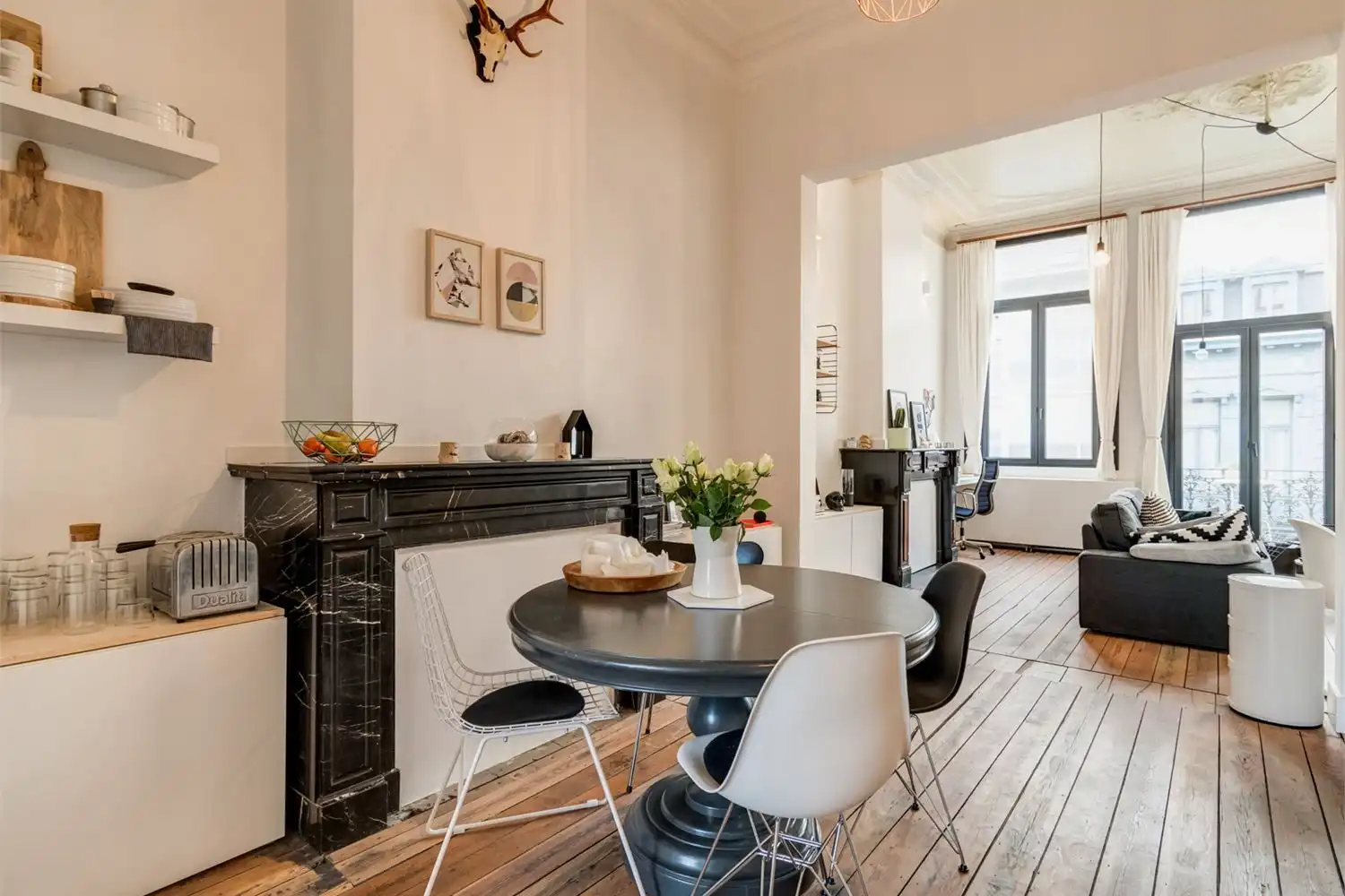 LICHTRIJK EN KARAKTERVOL APPARTEMENT MET ZONNEBALKON OP TOPLOCATIE AAN DE MARNIXPLAATS OP 'TZUID foto 27
