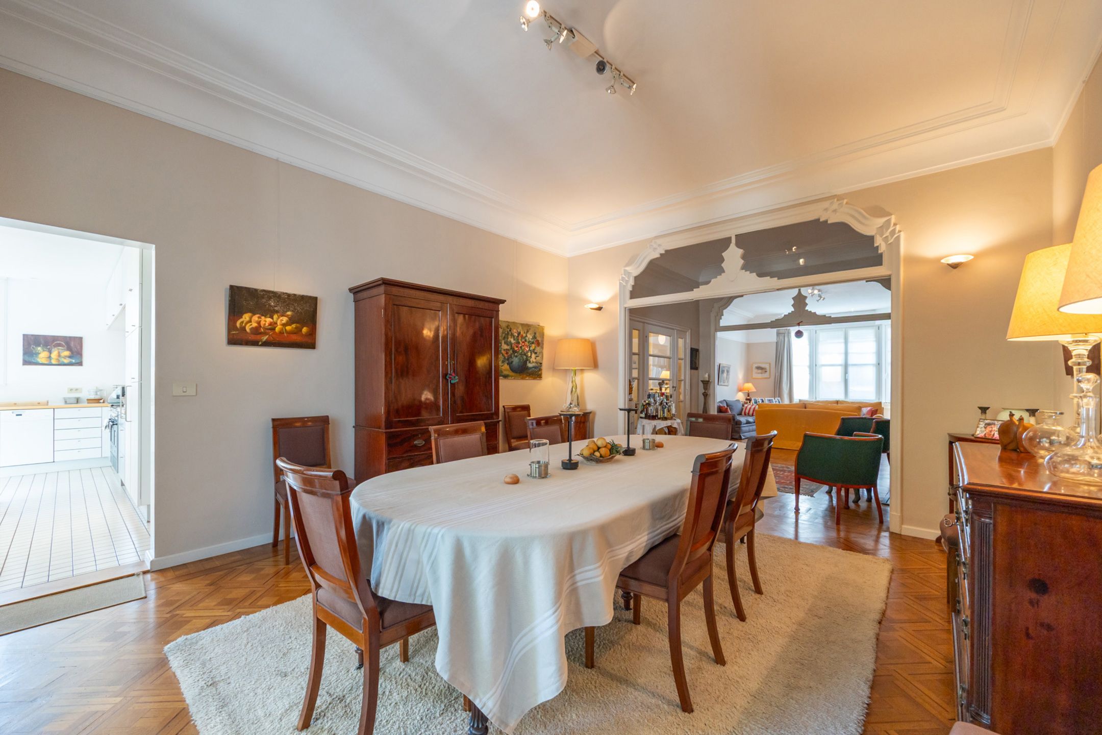Licht en ruim 3-slaapkamer appartement nabij het Albertpark foto 5