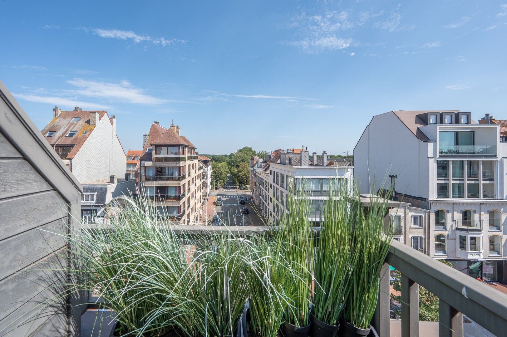 Zonnige penthouse met 3 slaapkamers centraal gelegen in Knokke aan de winkels en vlakbij de zee. foto 21