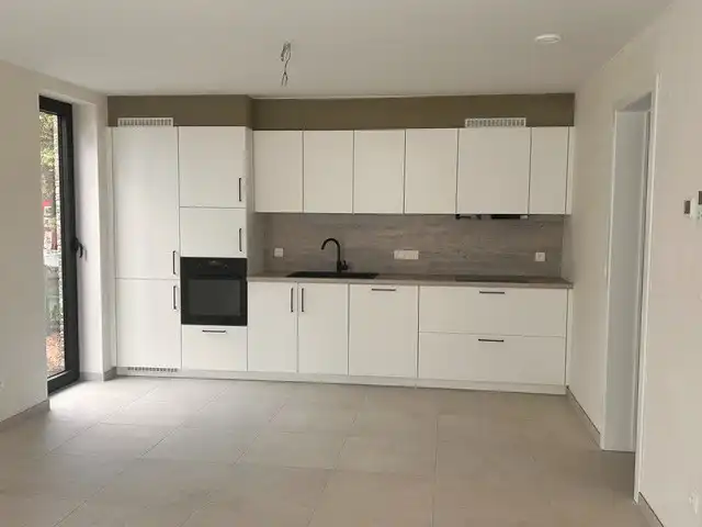 Luxueus appartement in hartje Hasselt foto 2